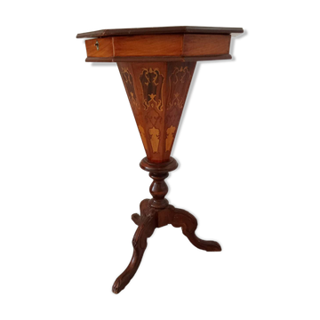 Sewing work table