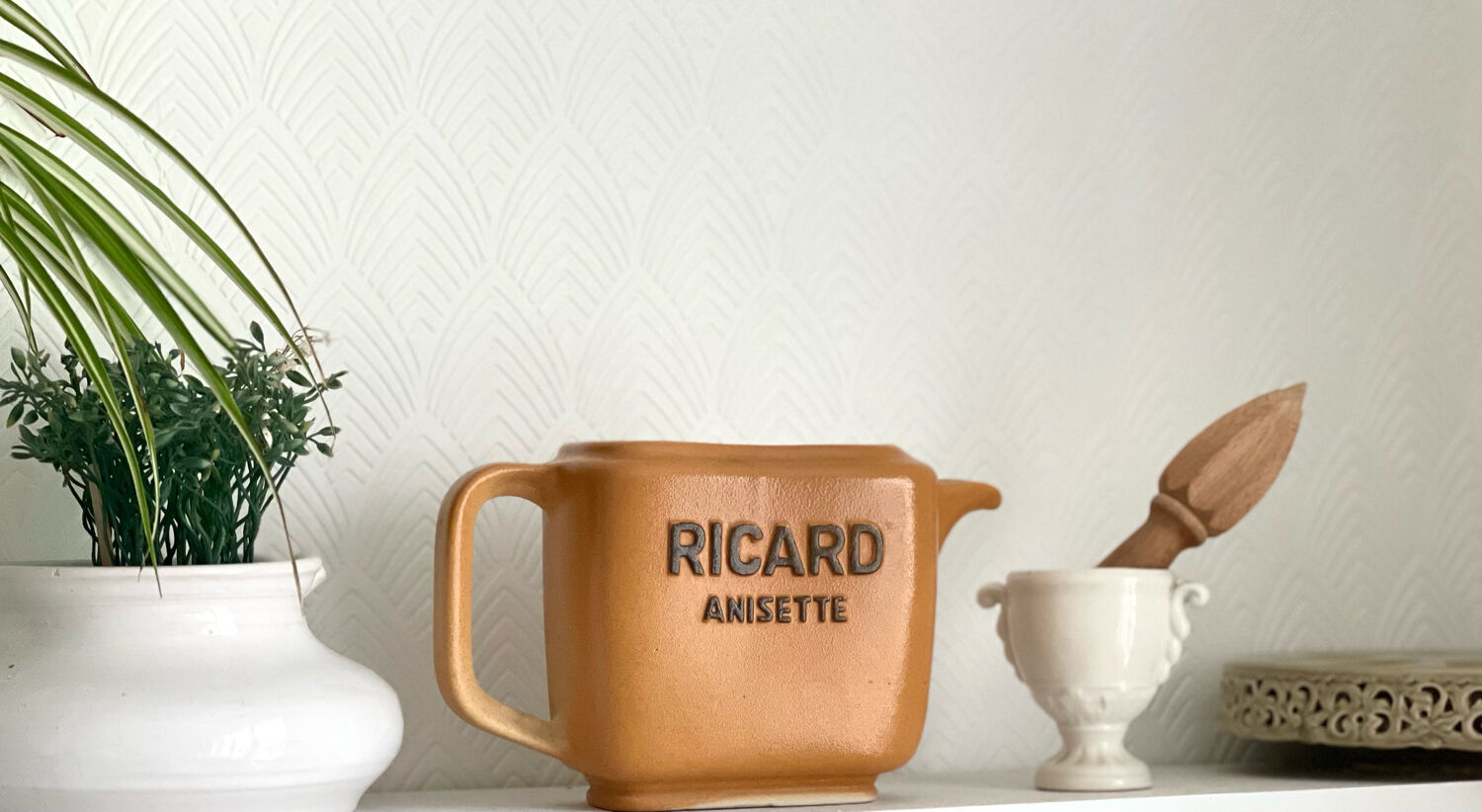 Pitcher in Ricard sandstone