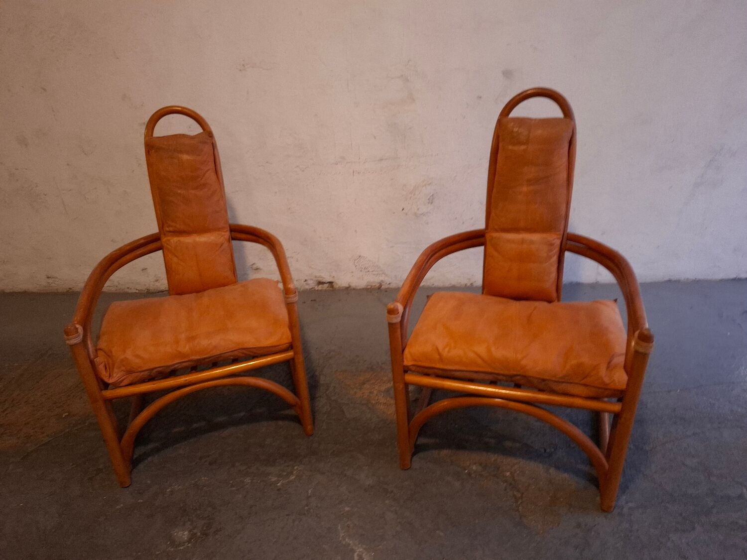 Set de fauteuils en bambou et cuir années 60'S