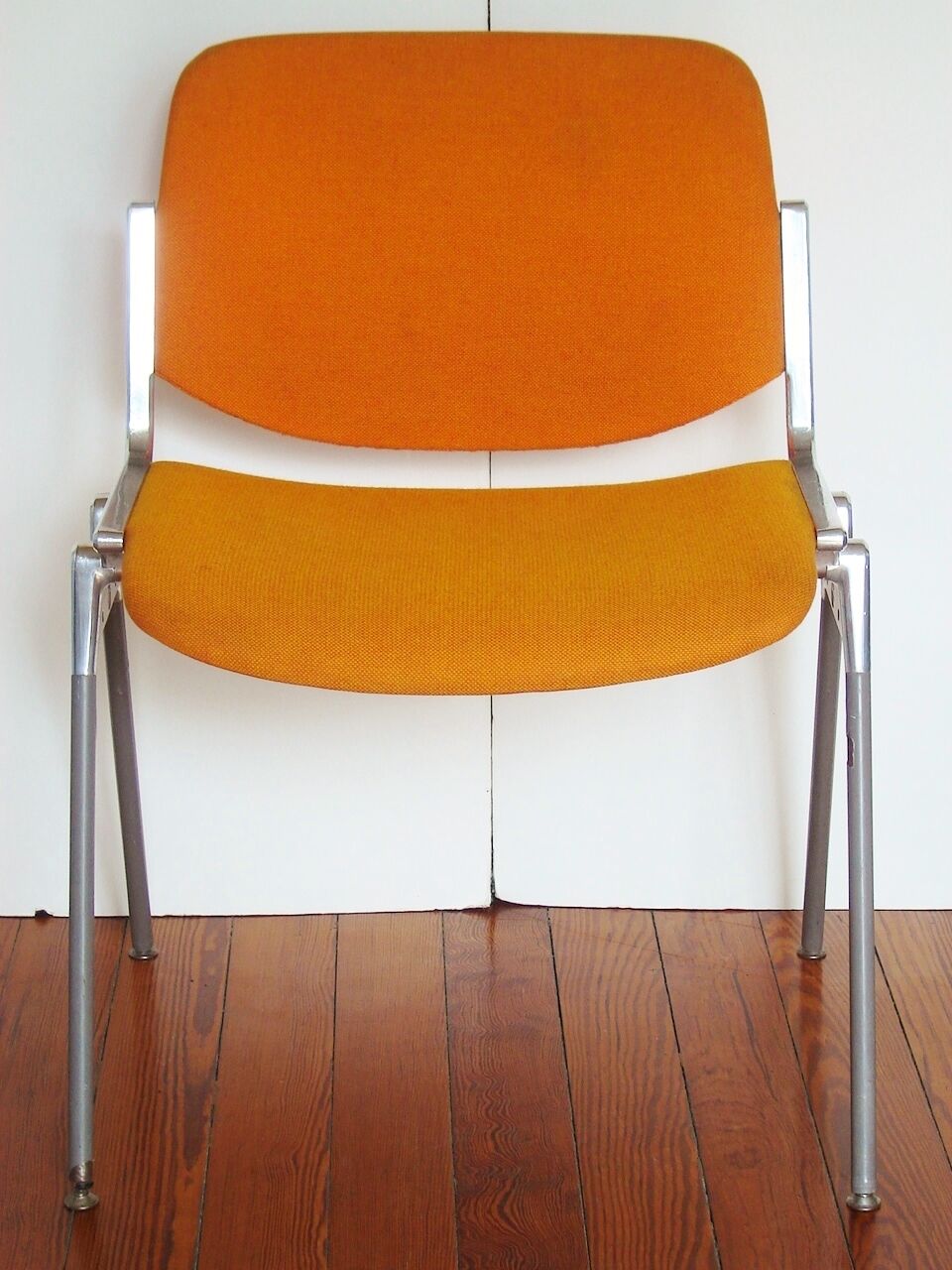 Lot de 4 chaises DSC106 design de Giancarlo Piretti