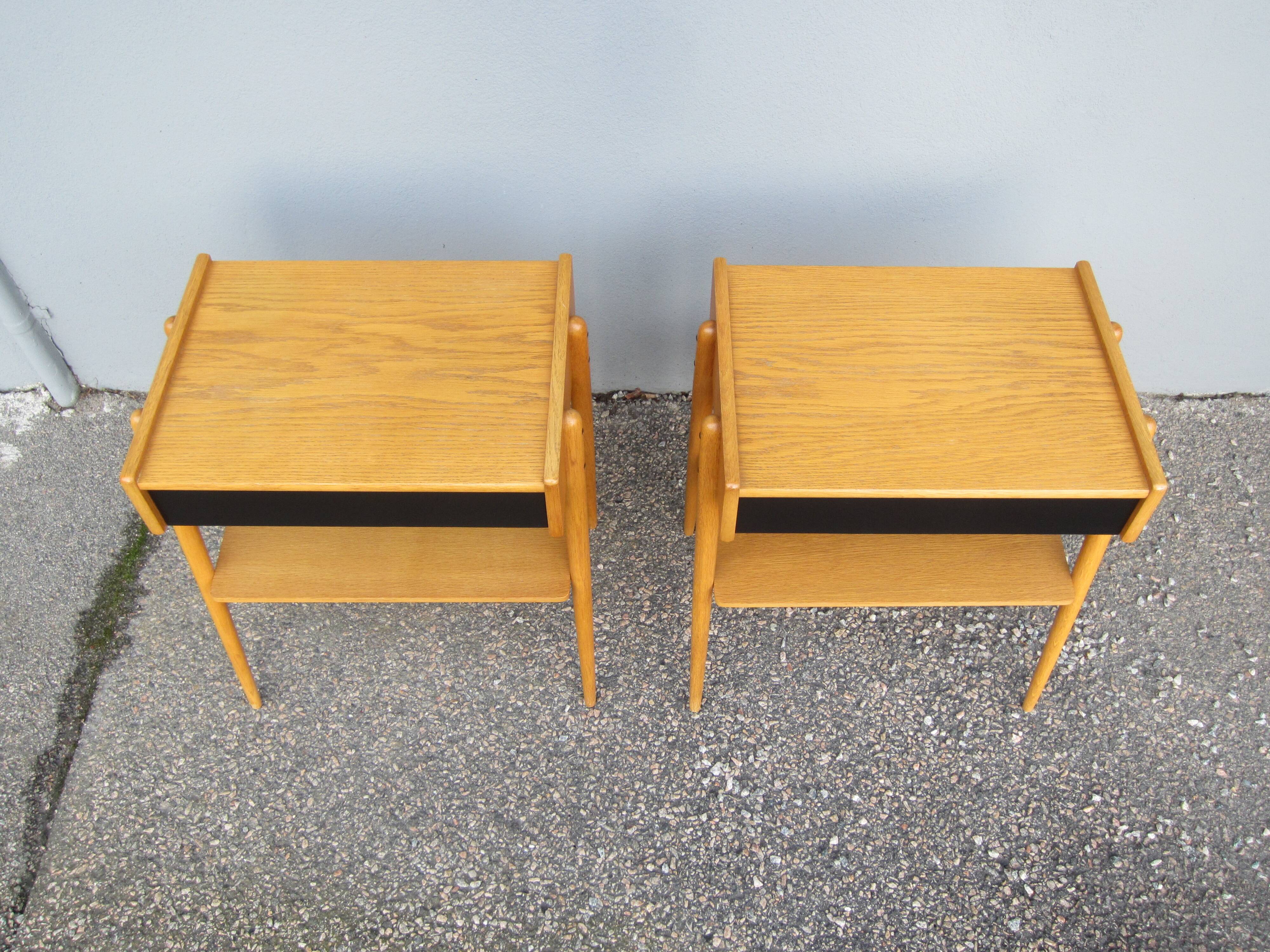 Pair of Scandinavian bedside tables by ab carlström & co möbelfabrik