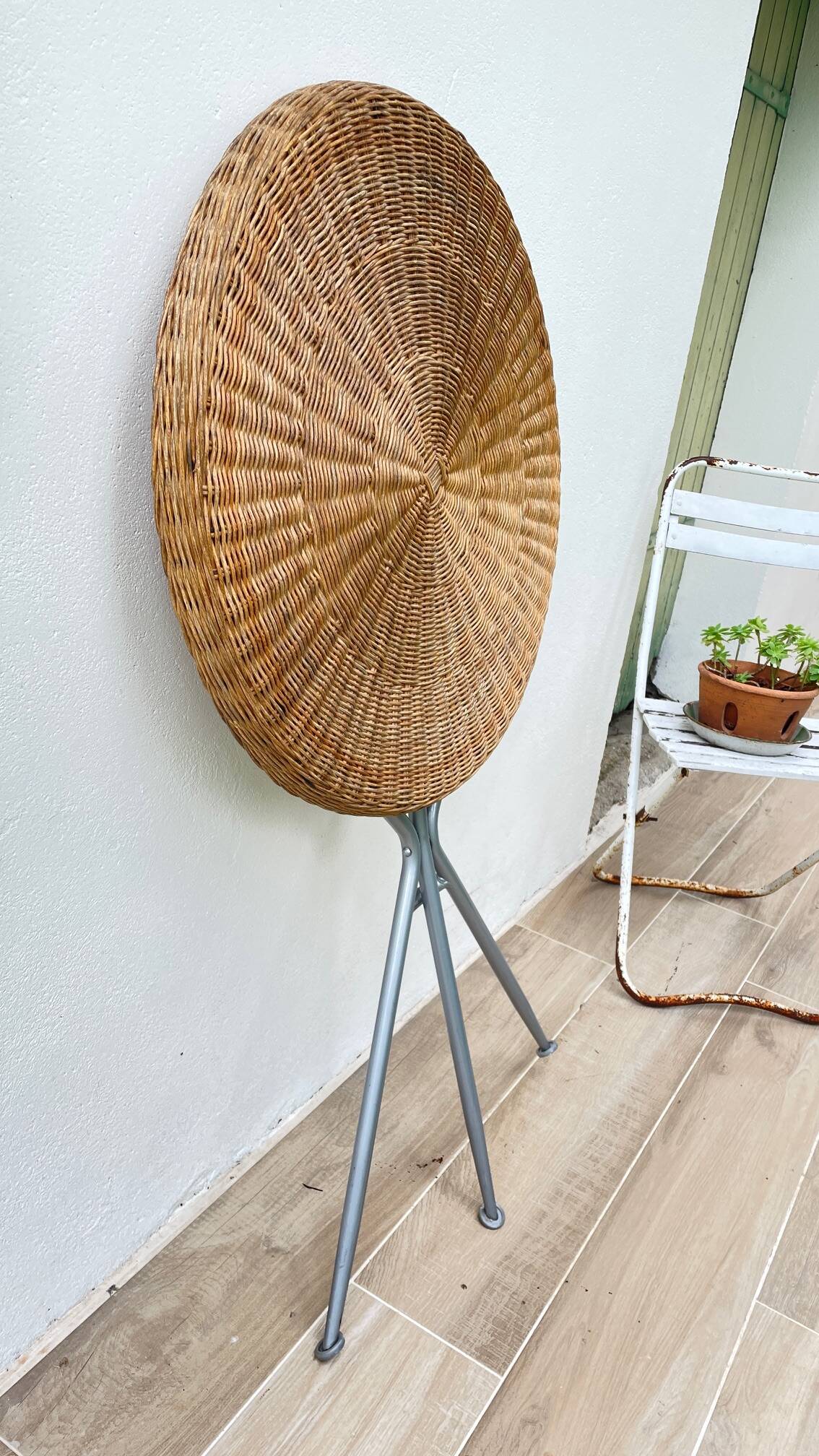 Rattan and lacquered metal folding table