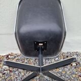 Charles Pollock swivel chair for Knoll