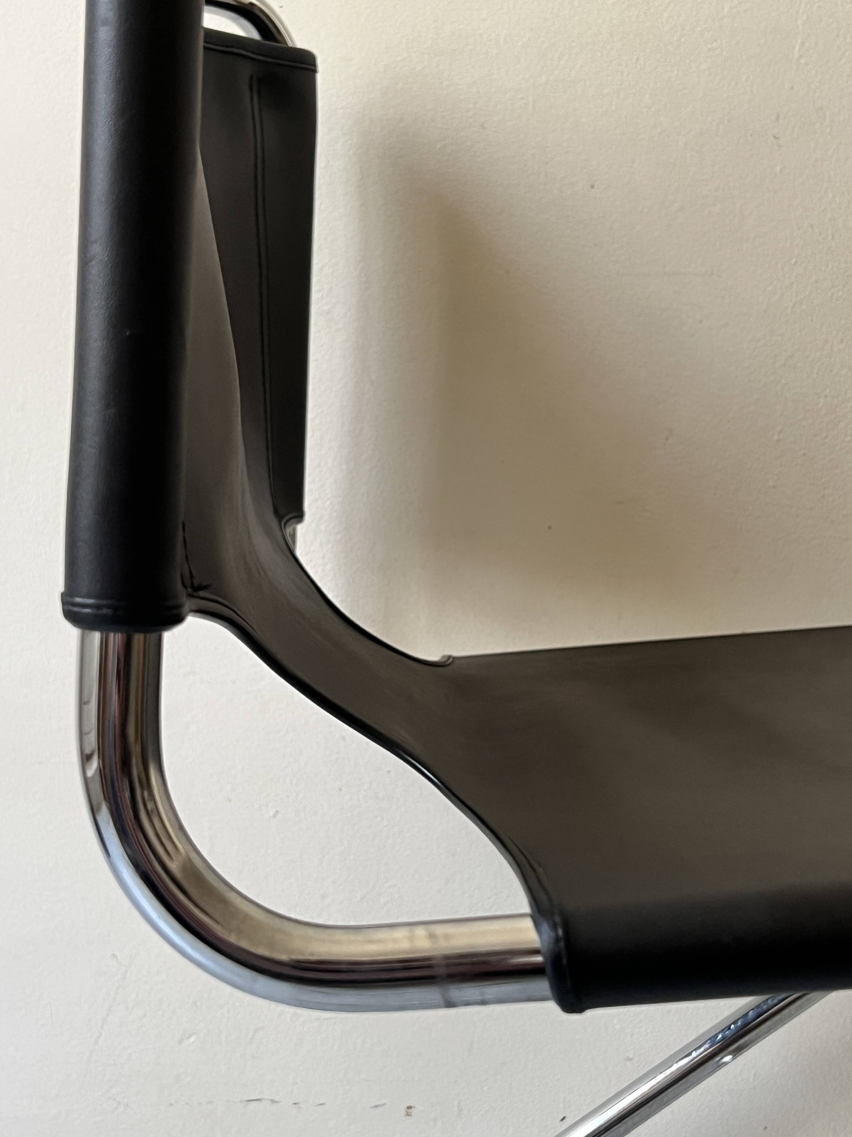 Chaise en métal tubulaire et cuir par Olivier Mourgue, France 1960-70