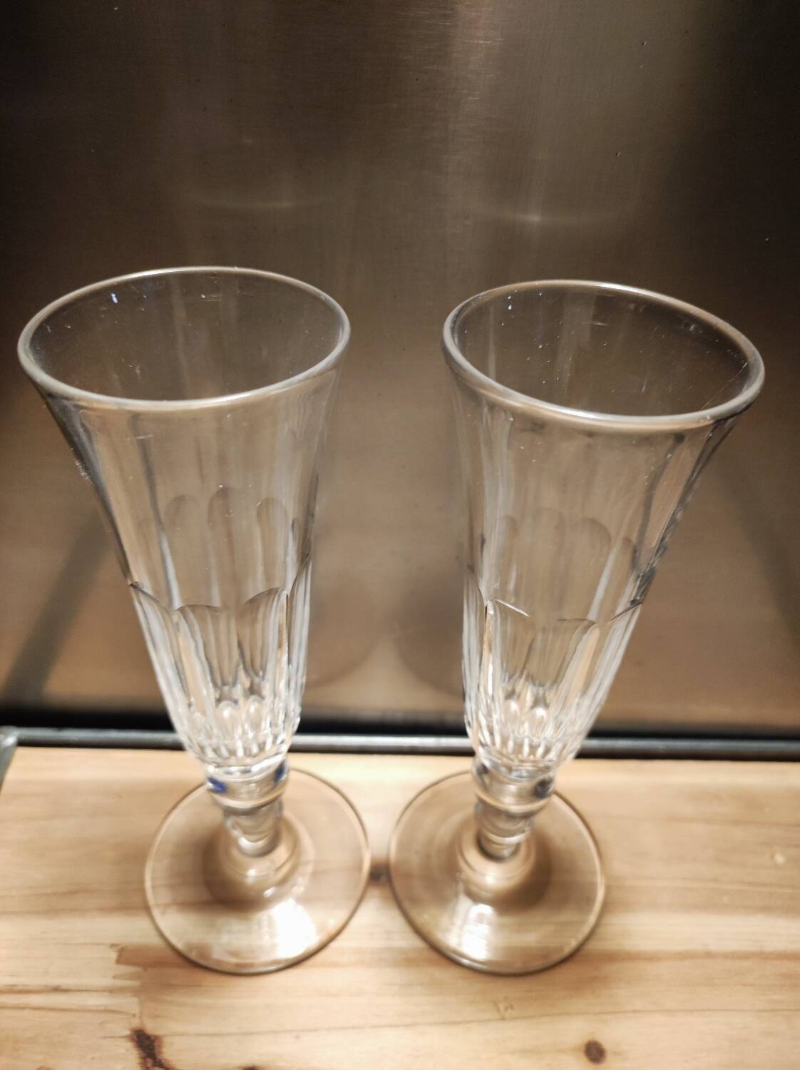 2 champagne flutes with cut sides, late 19th century