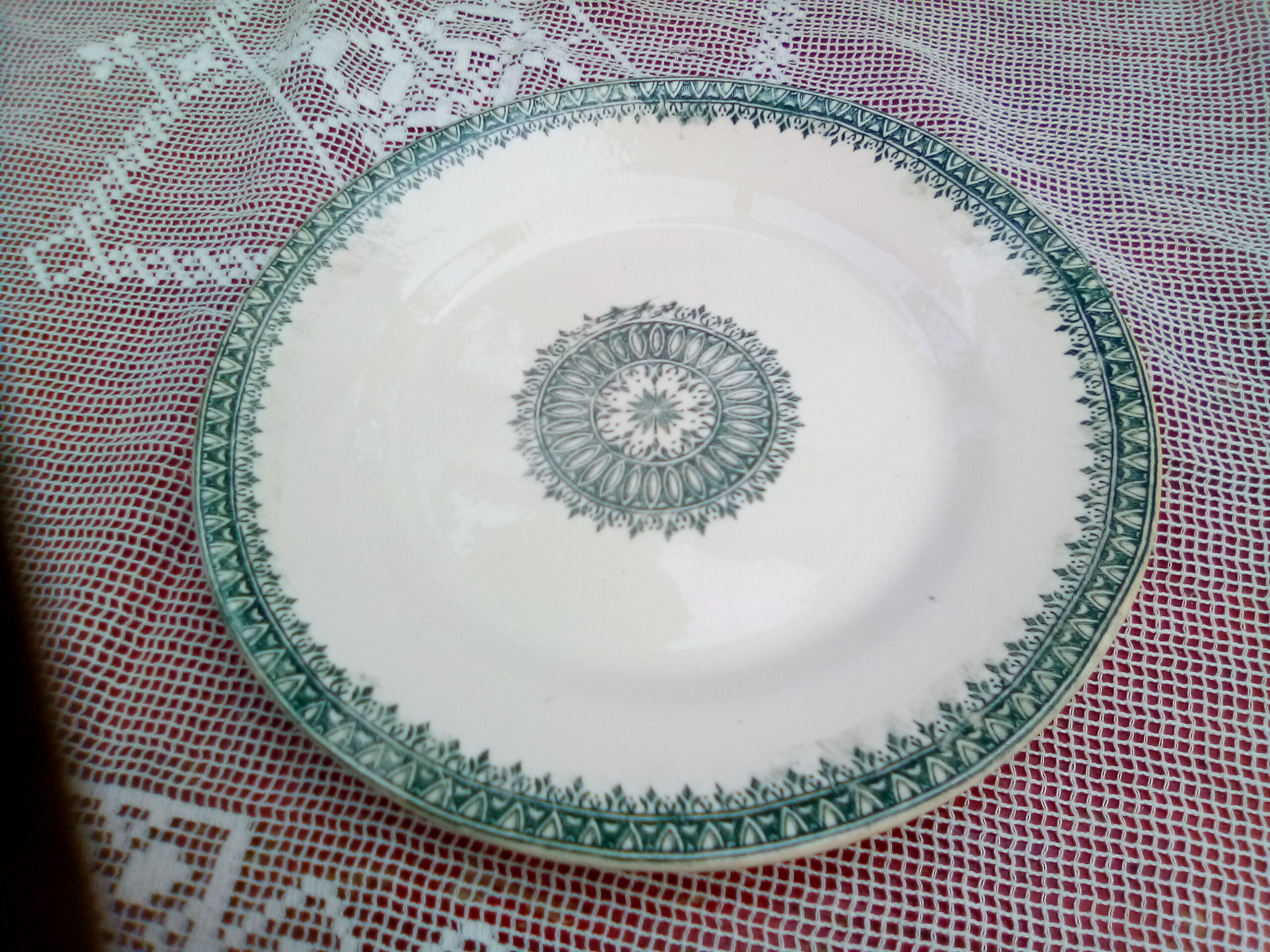 5 dessert plates Terre de Fer Creil Montereau