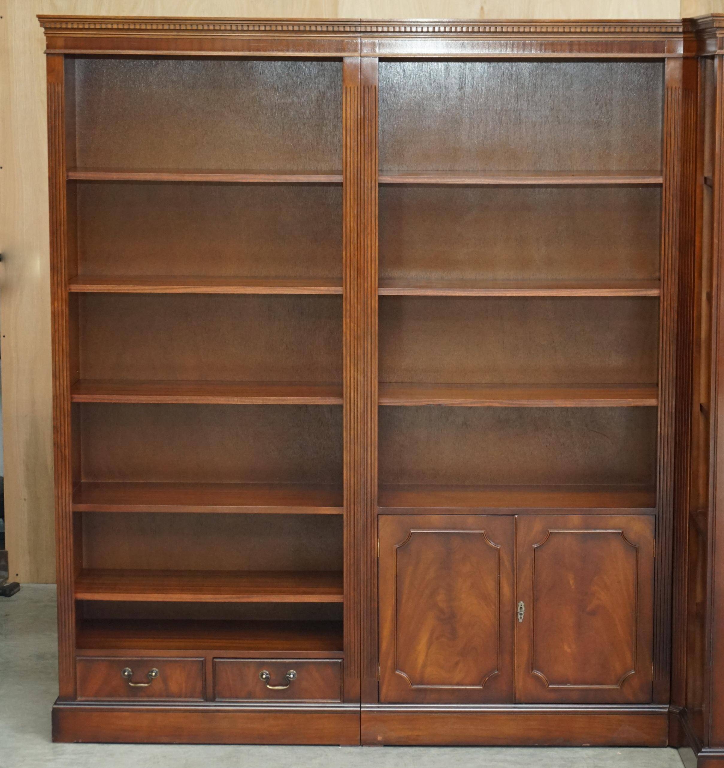 Corner library made of flamed hardwood, in 3 parts.