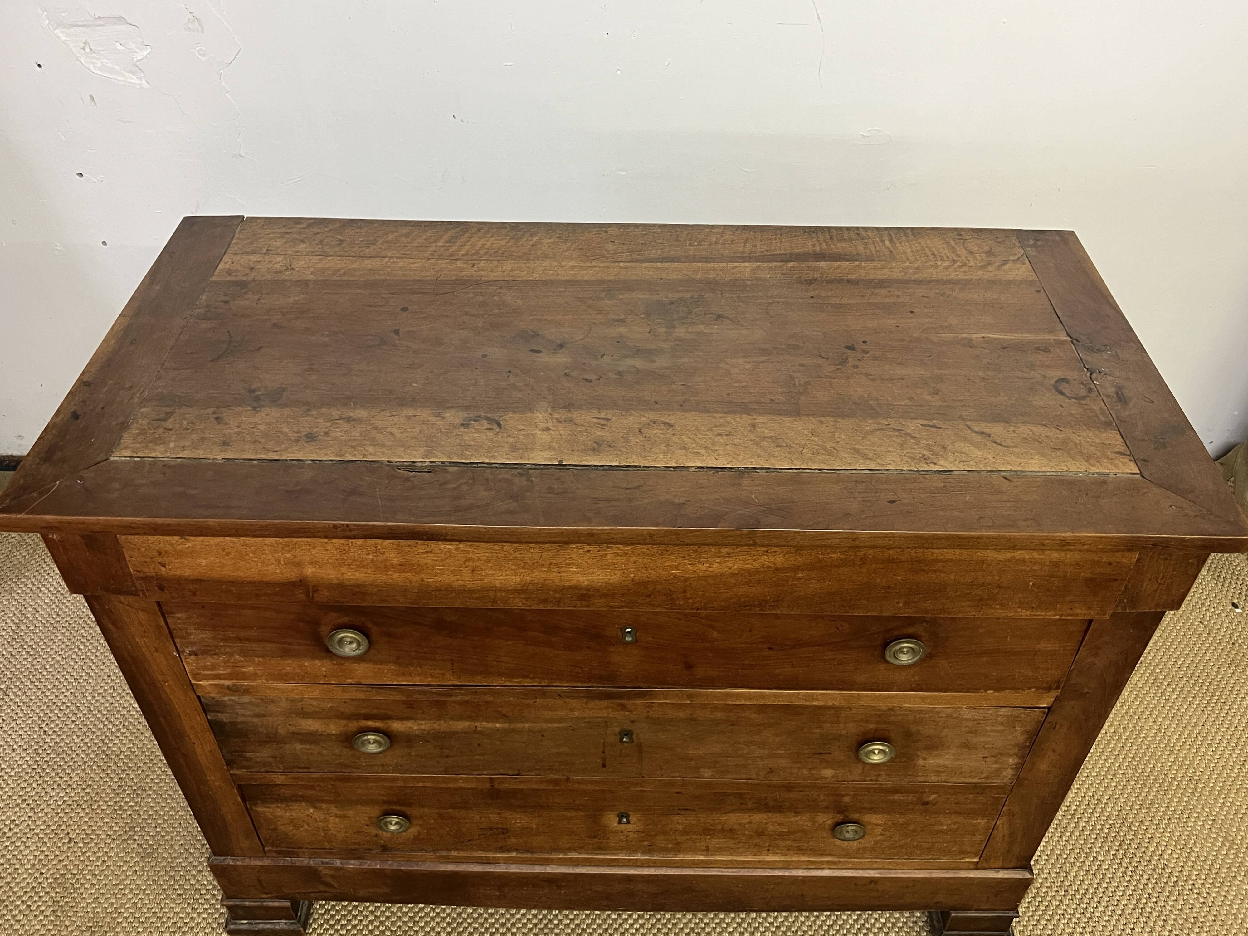 Commode en bois Louis Philippe du 19è siècle