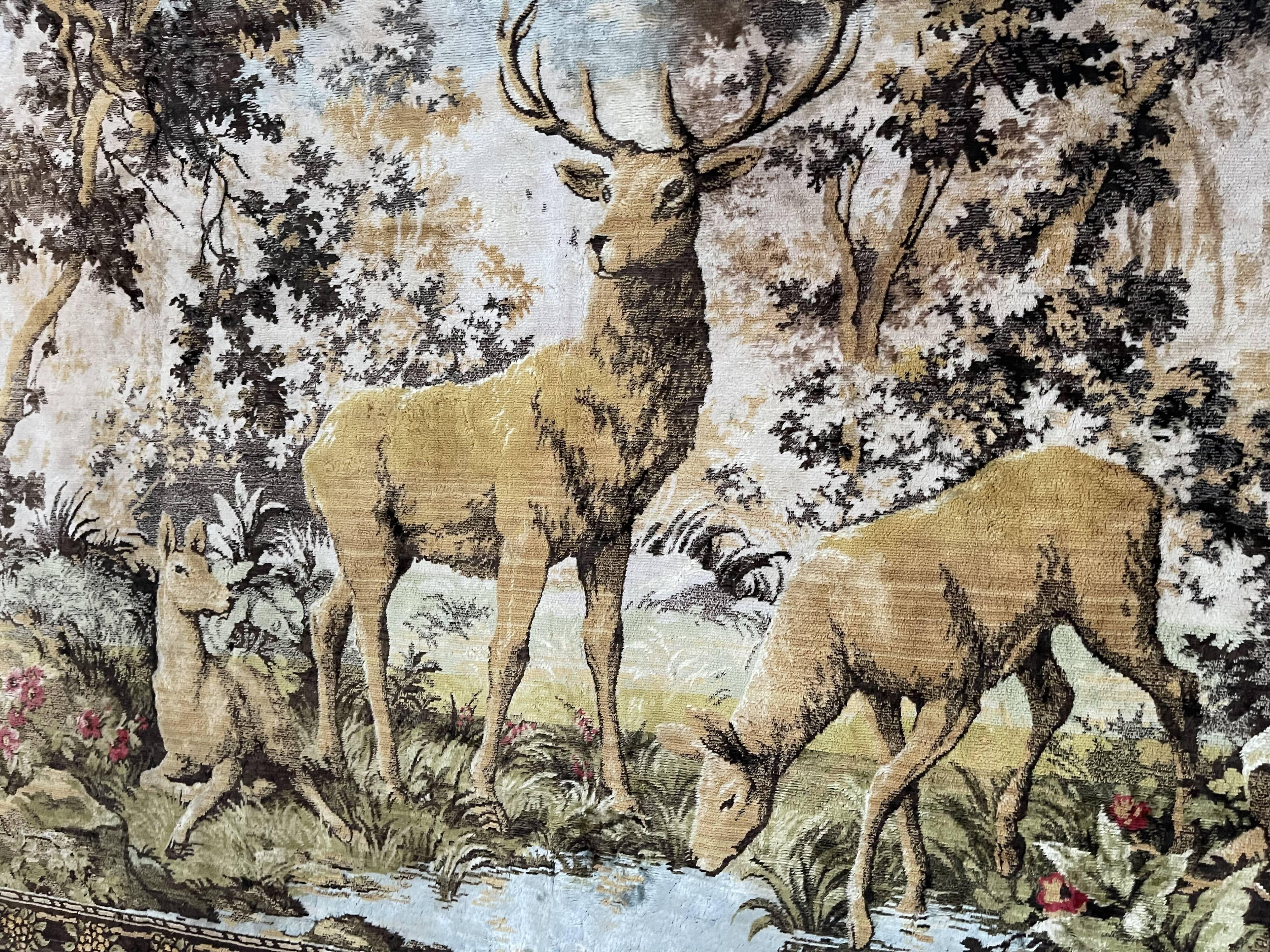 Velvet wall tapestry 172cm