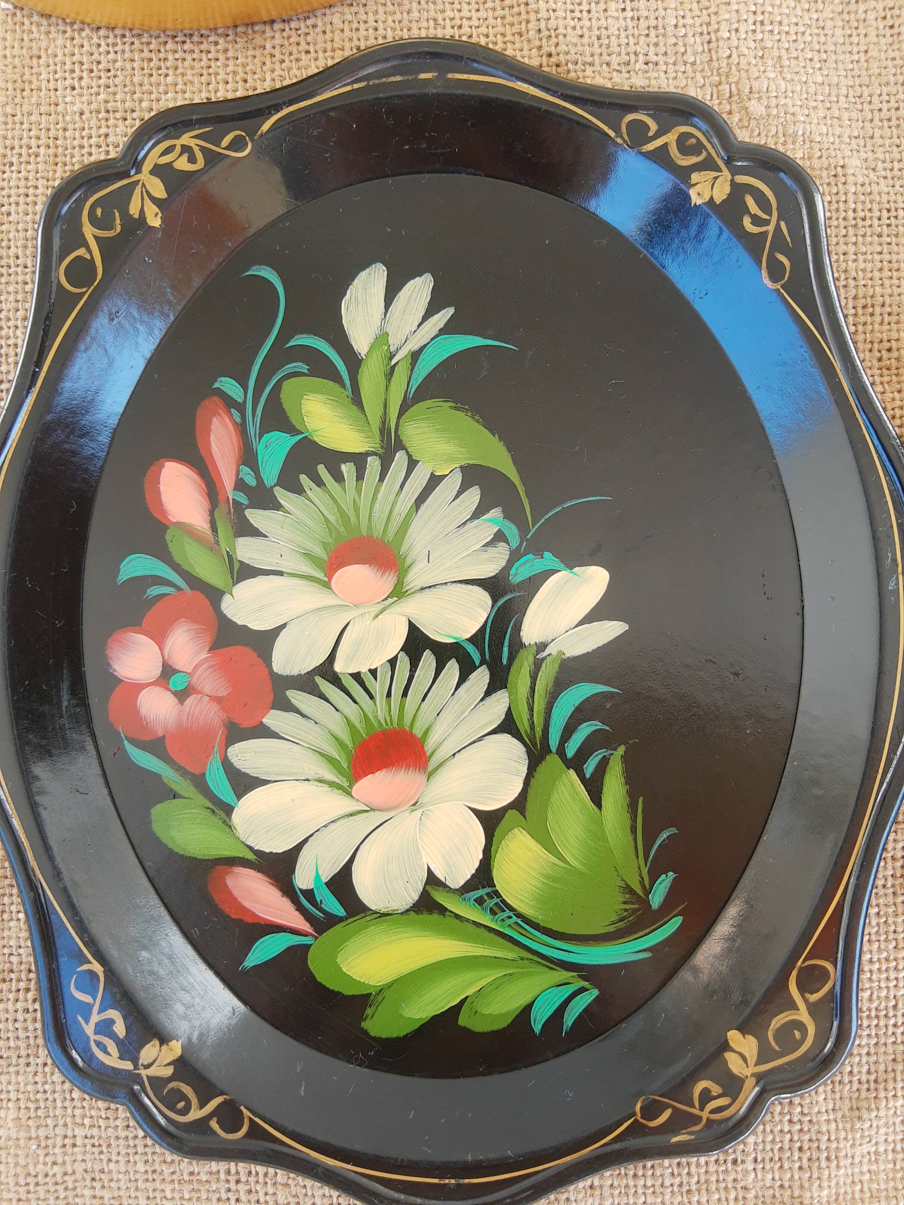 Set of 3 plastic trays vintage Russian flowers