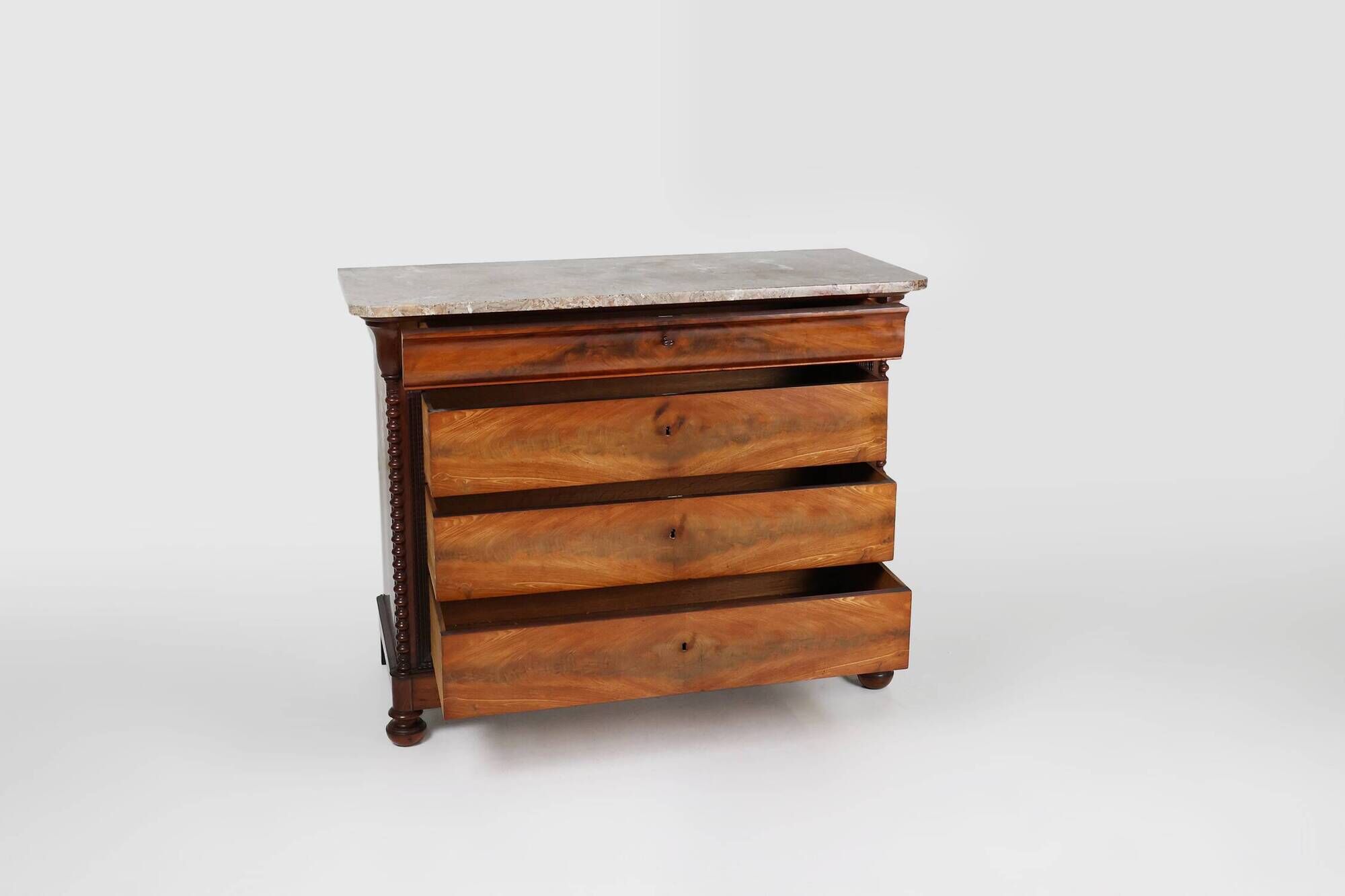 Commode Louis Philippe française avec dessus en marbre rose, années 1850
