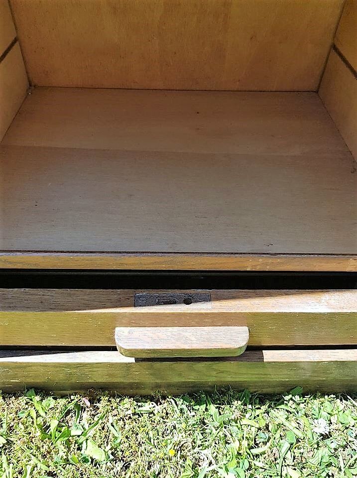 Curtain solid oak furniture