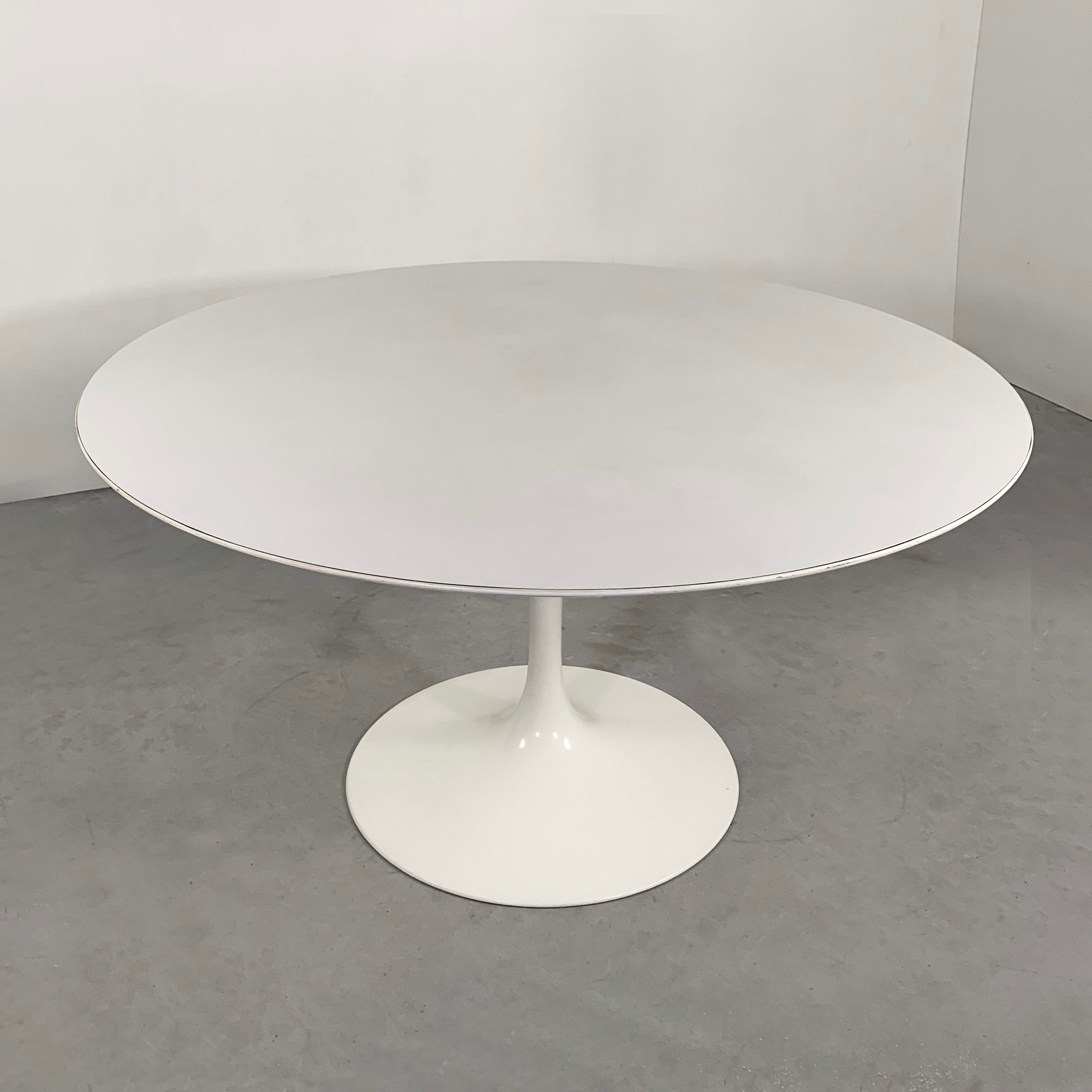 Tulip laminated table 140 cm by Eero Saarinen for Knoll, 1960