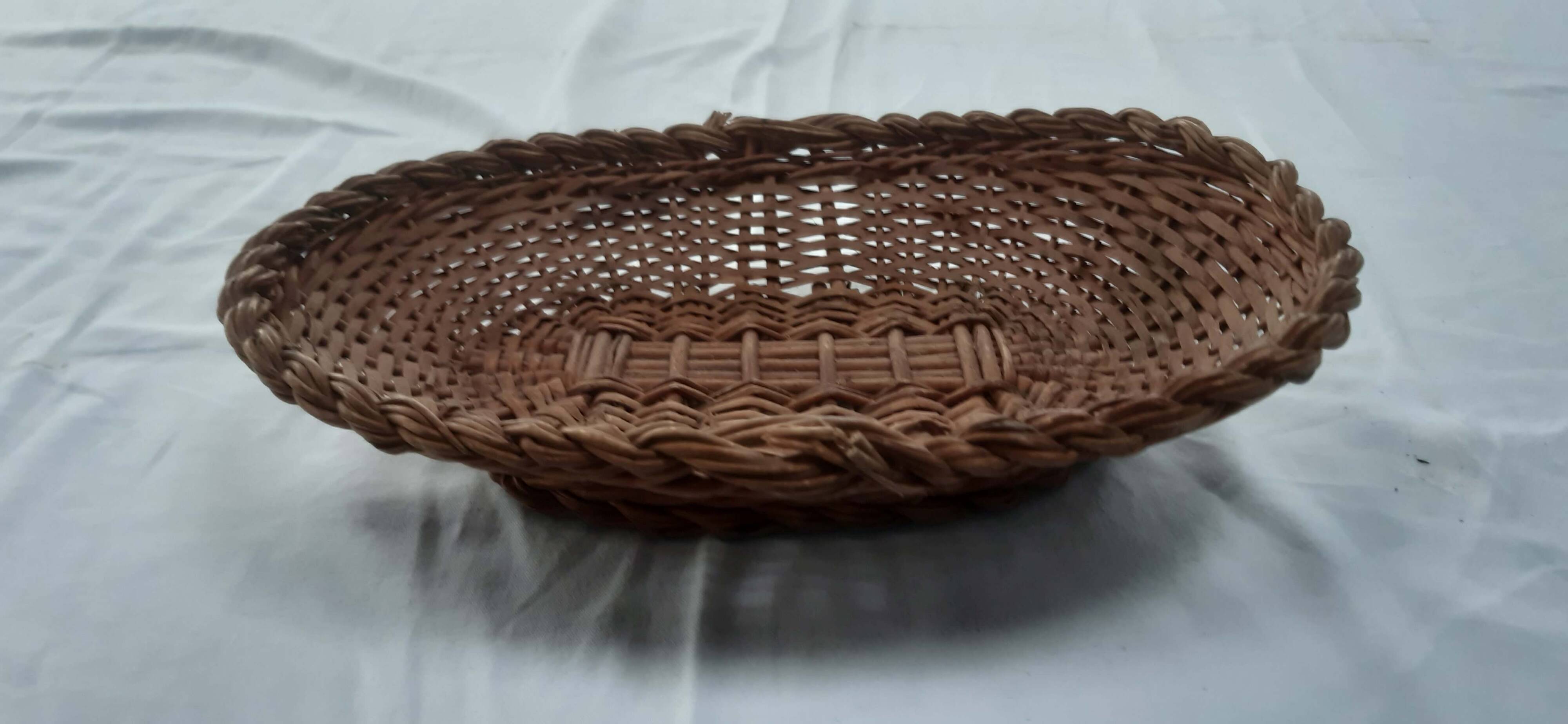 Small basket, empty basket