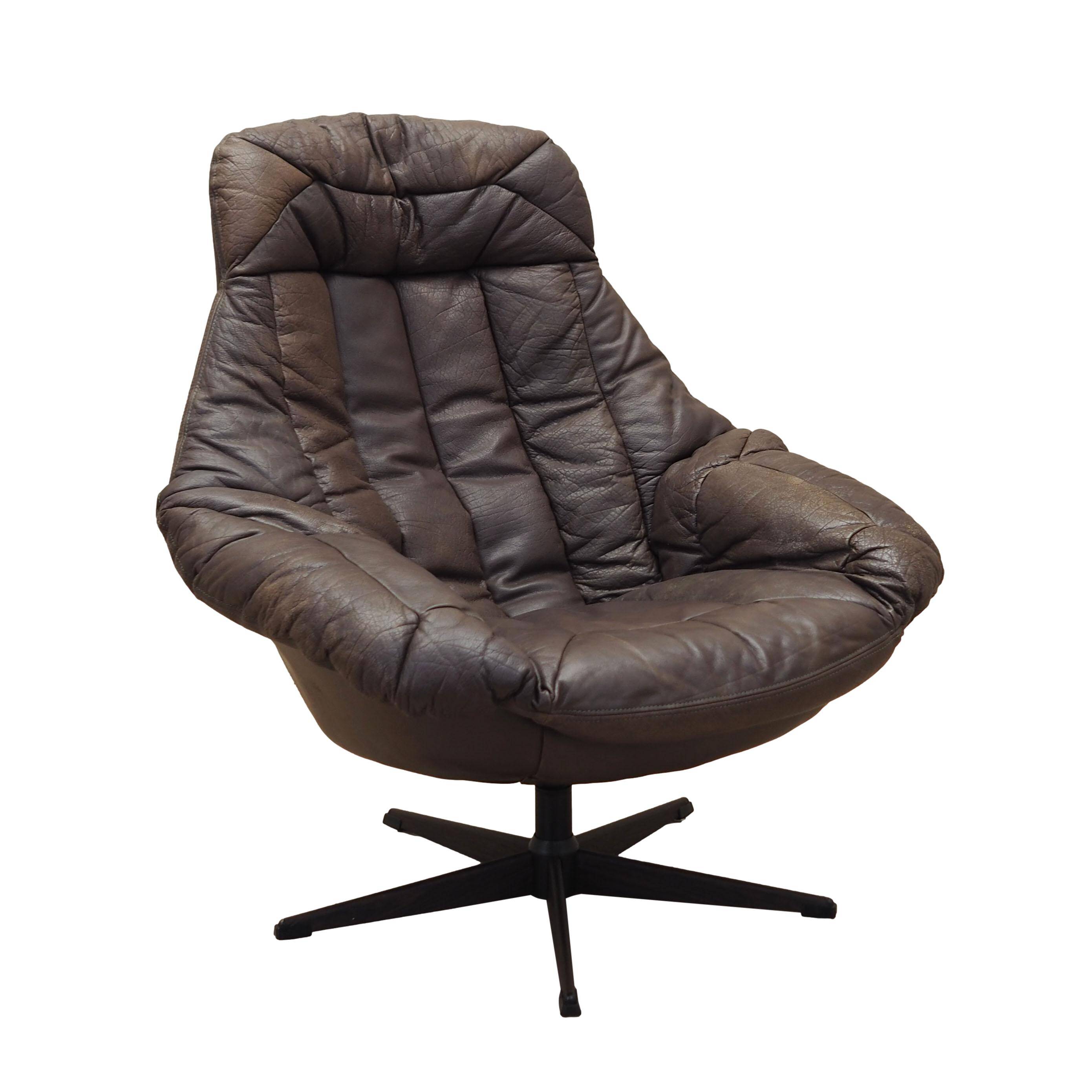 Leather swivel armchair, Danish design, 1960s, designer: H.W. Klein, manufacture: Bramin
