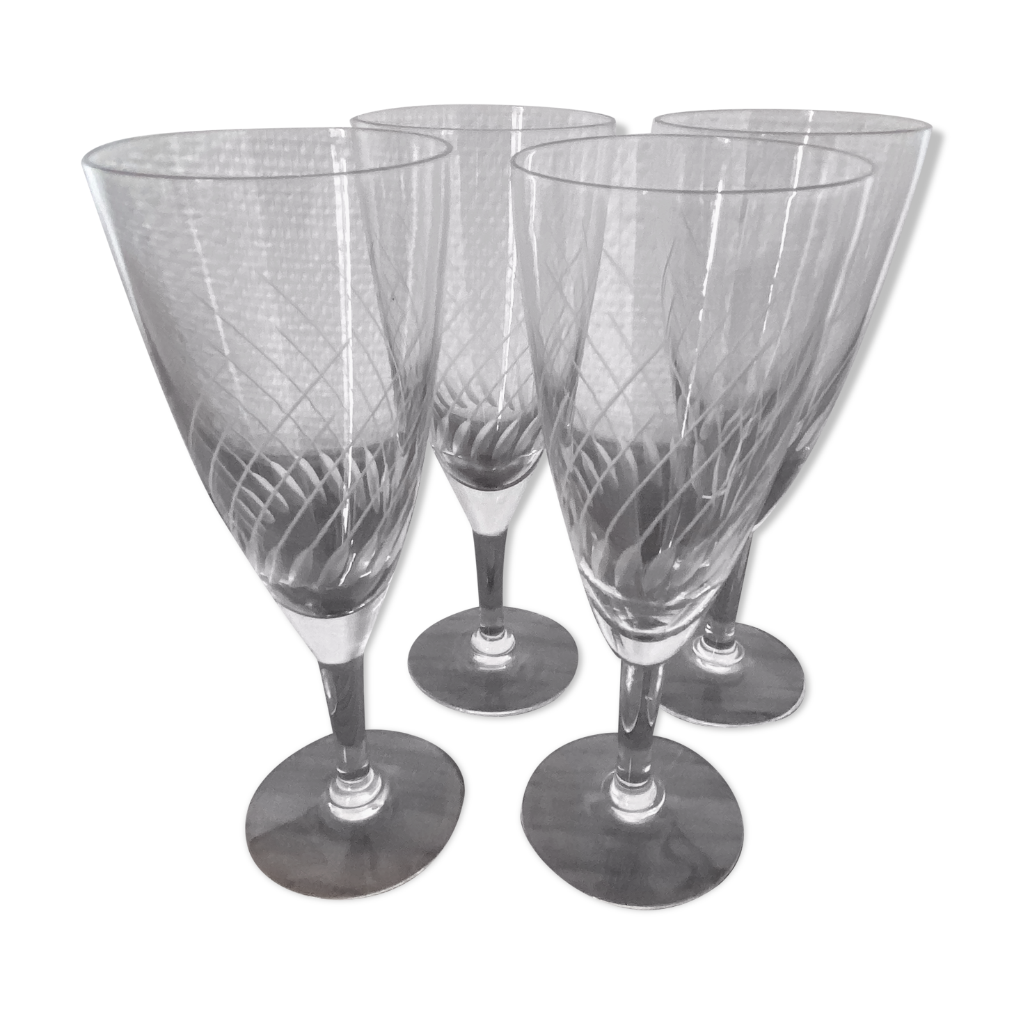 Set of 4 champagne flutes in engraved glass 10 cl