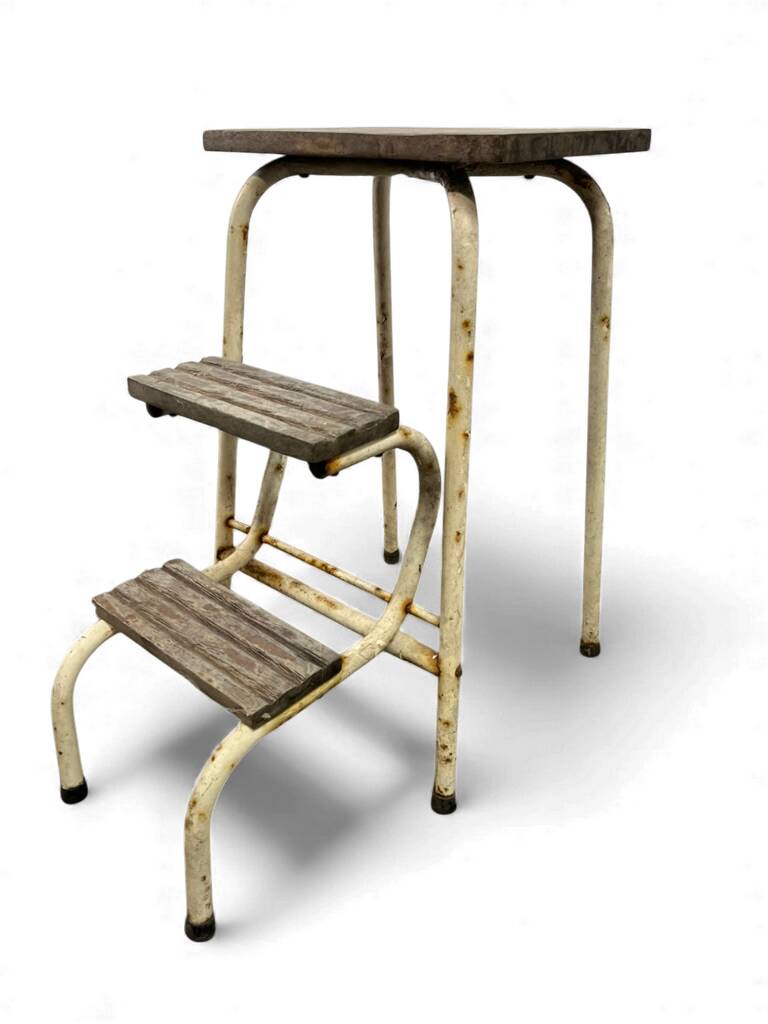 Vintage folding stool/kitchen step stool/ladder