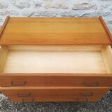 Chest of drawer compass feet