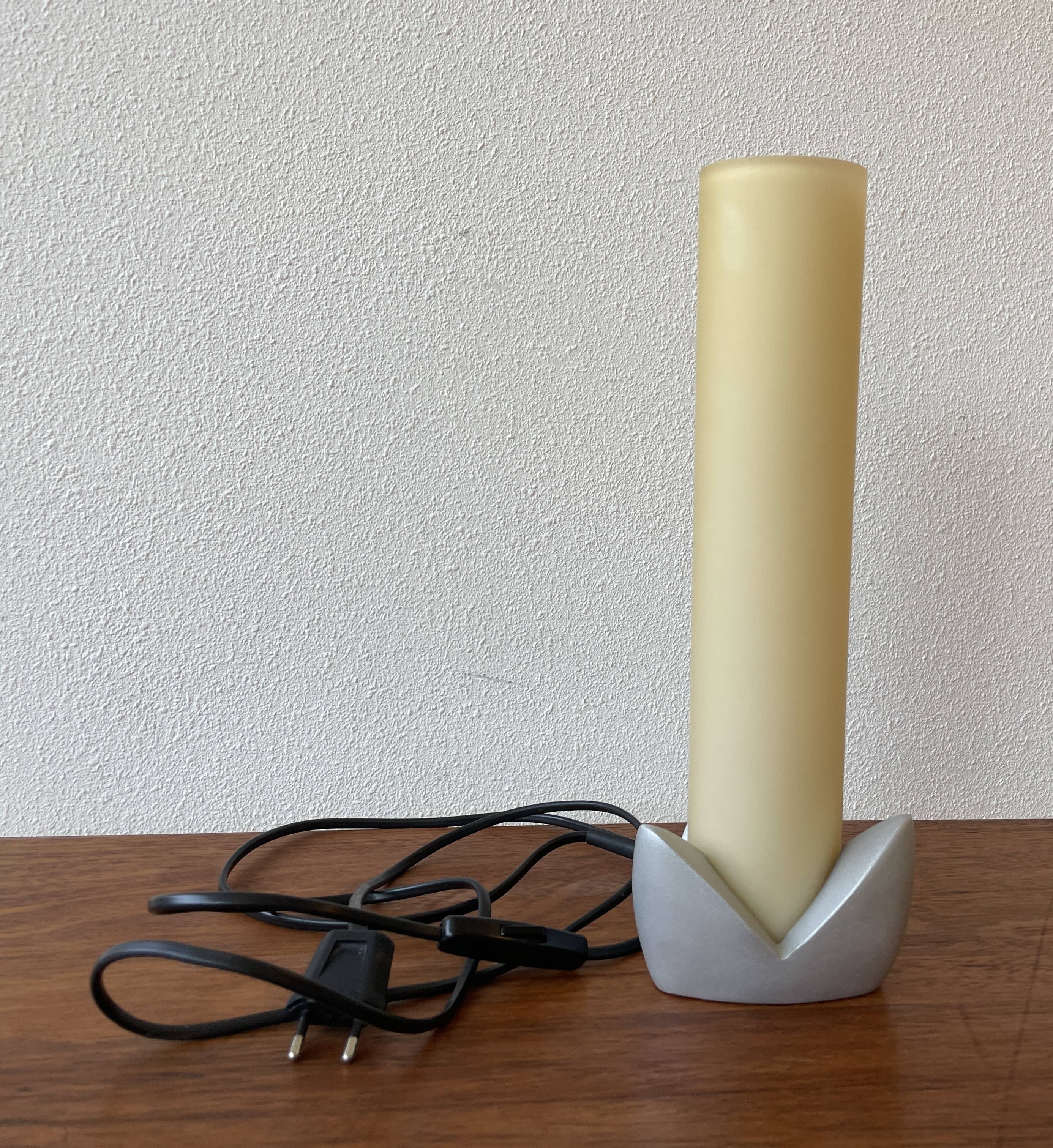Cylindrical yellow Murano glass with silver flower stand table lamp from Italy