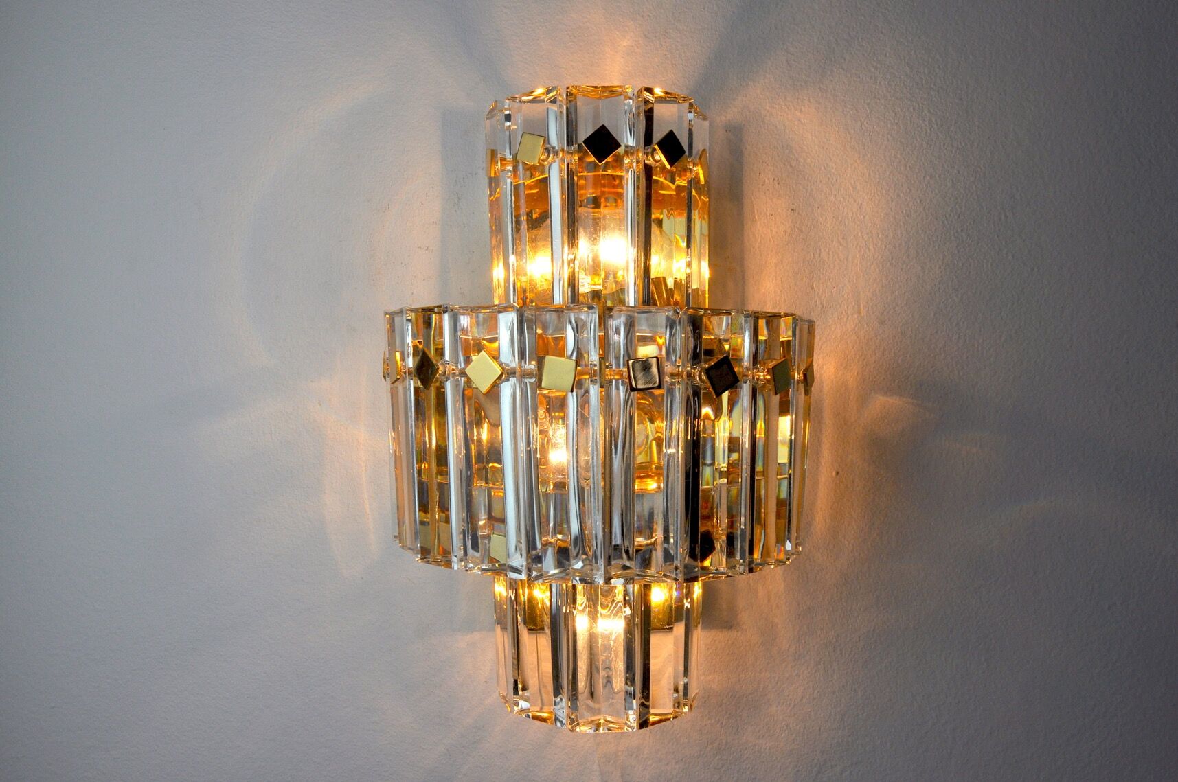 Kinkeldey wall lamp, cut crystals, 3 levels, Germany, 1970