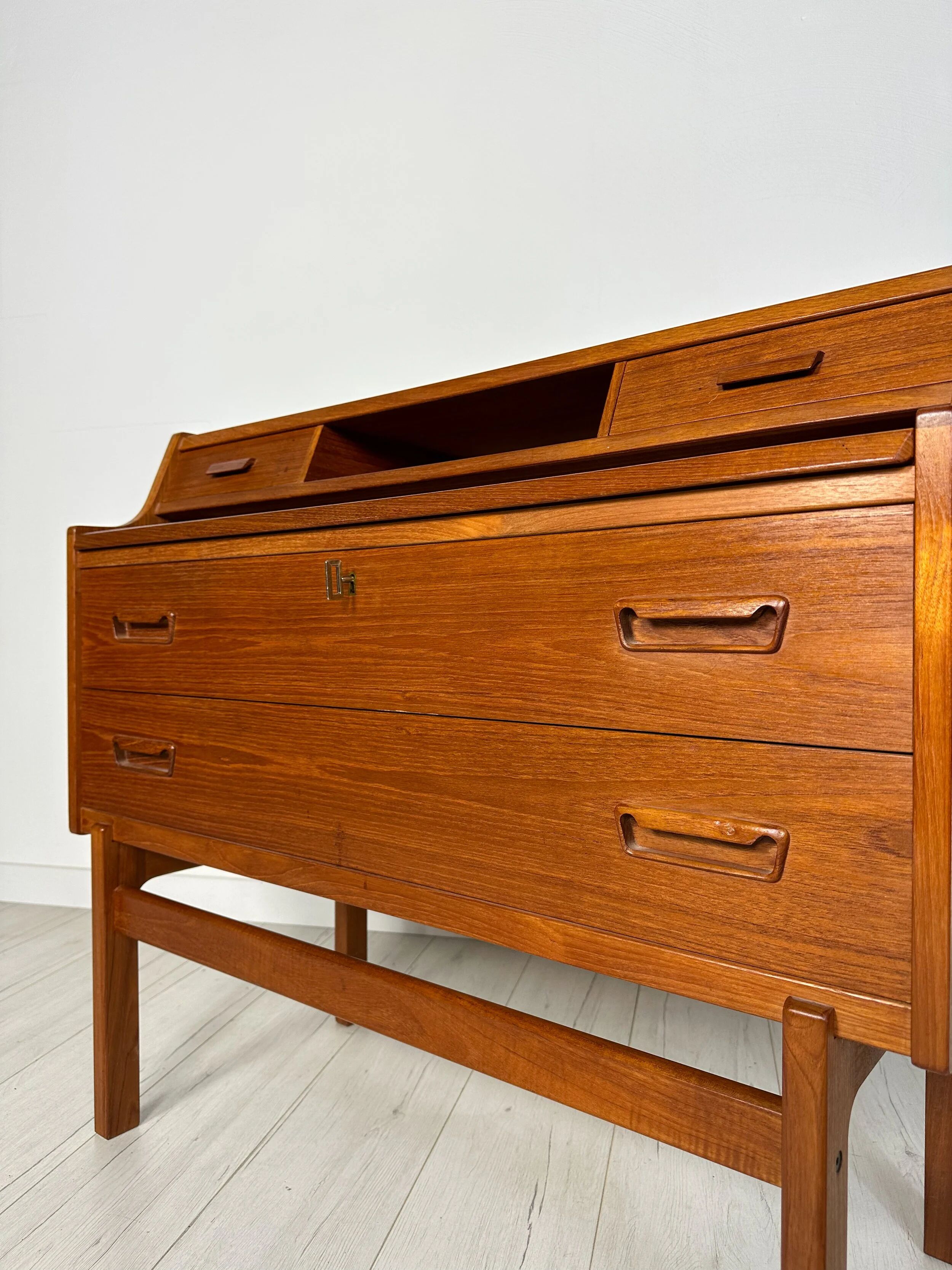 60s Vintage Danish Teak Secretary by Arne Wahl Iversen - Vinde Møbelfabrik