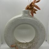 Round vase
