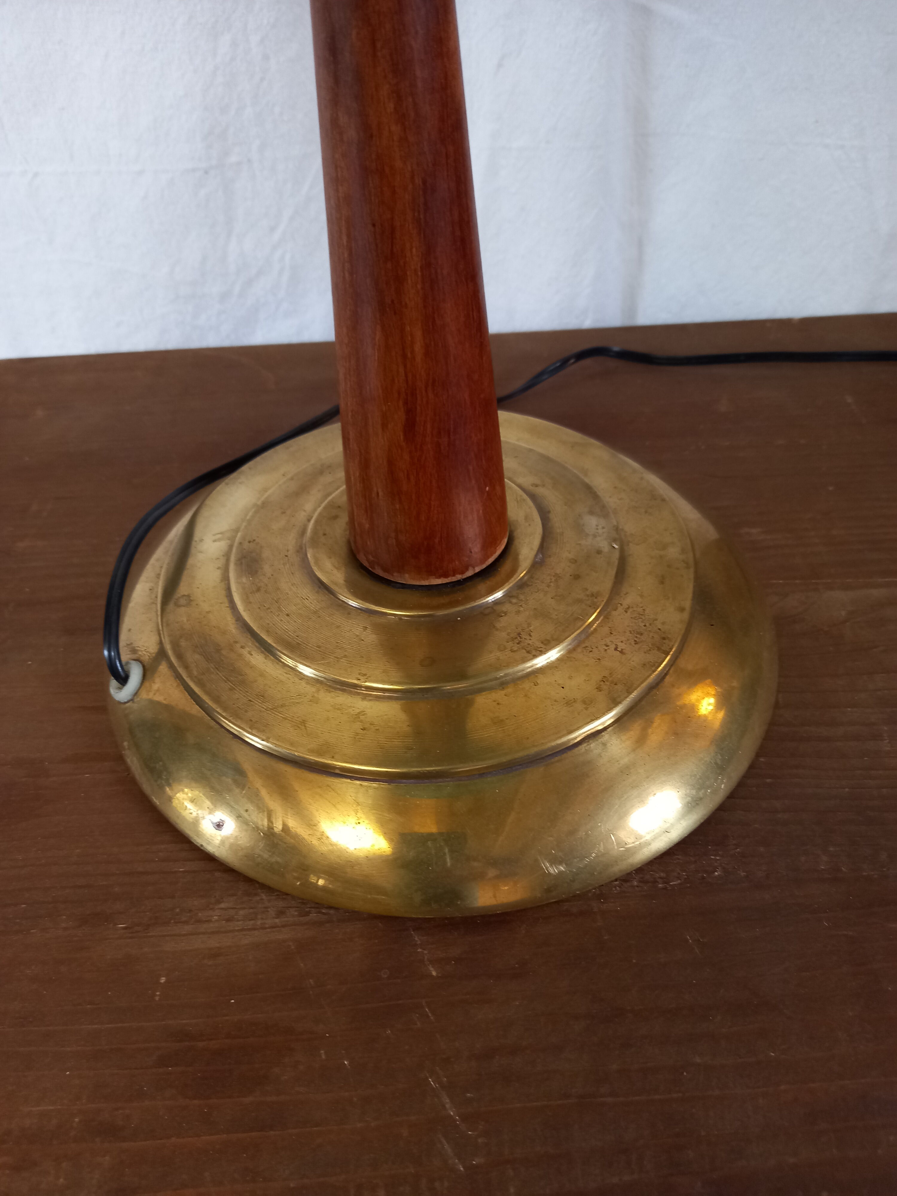 Living room lamp in gilded brass and wood 50s