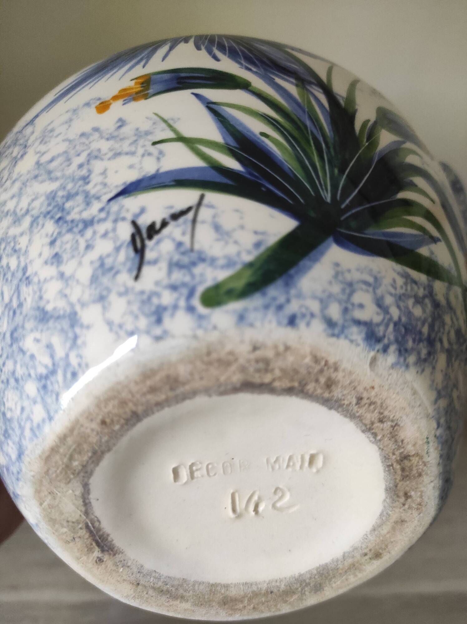 Vase or jug thistle Jacqueline GELB