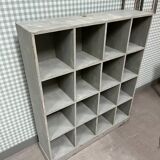 Meuble à casiers en bois patiné, rénové