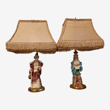 Paire de lampes asiatiques personnages en porcelaine vintage