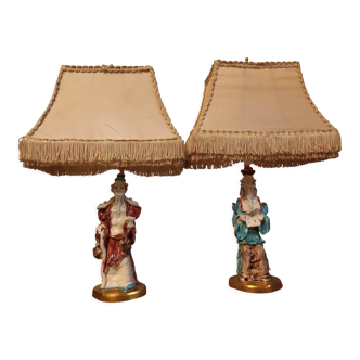 Paire de lampes asiatiques personnages en porcelaine vintage