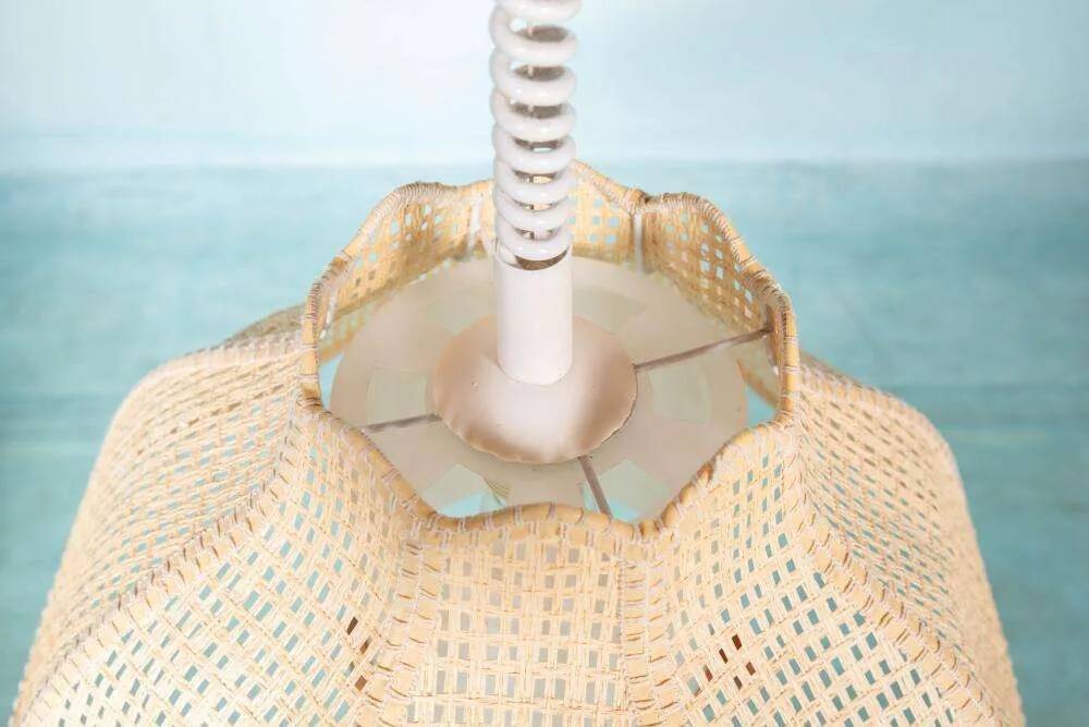 Swedish suspended lamp in bohemian strap.