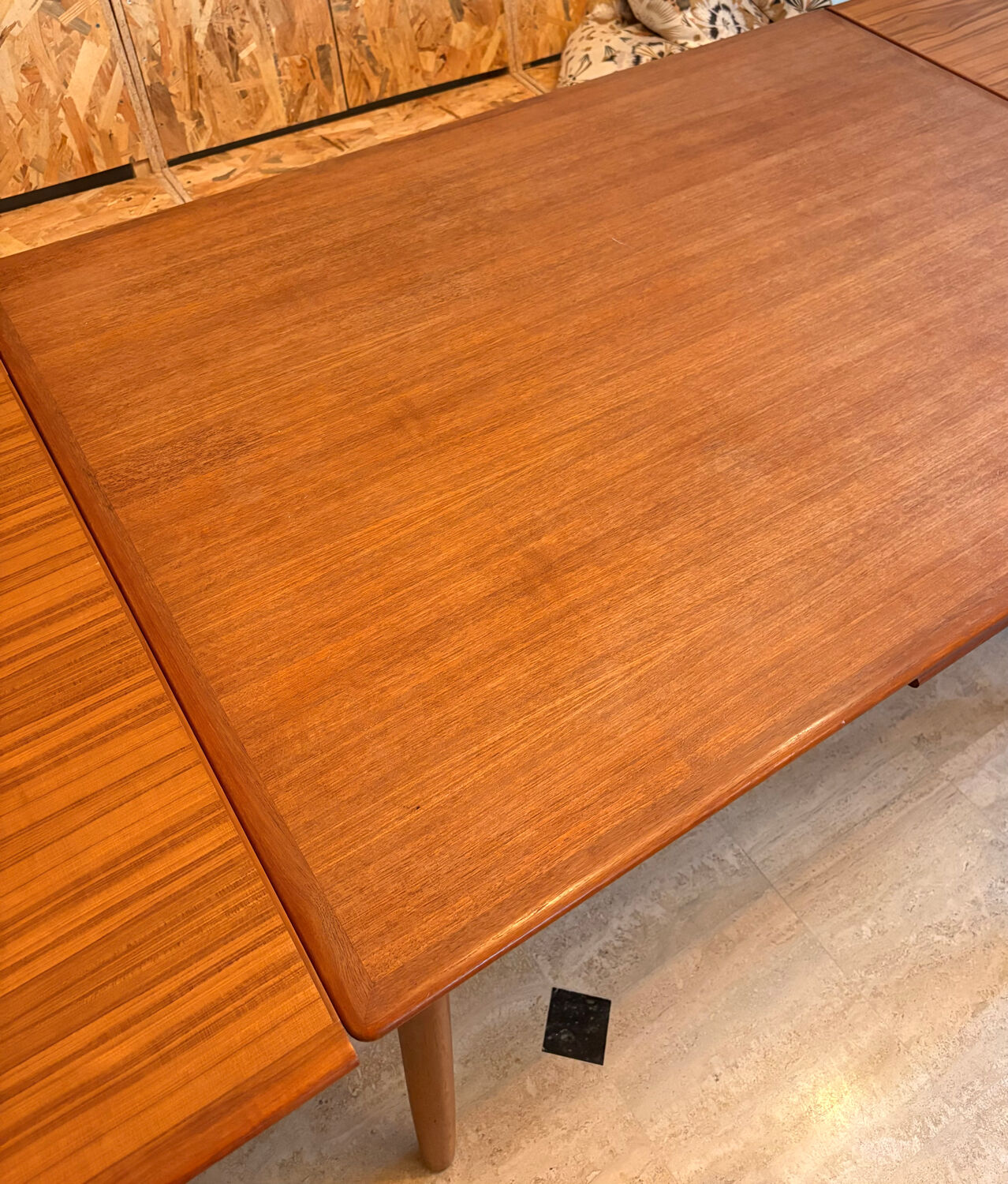 Table extensible vintage, deux rallonges