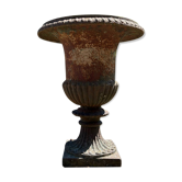 Pair of Médicis vases in cast iron
