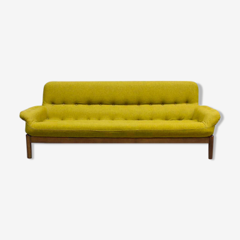 Danish midcentury design sofa ‘mellow yellow’