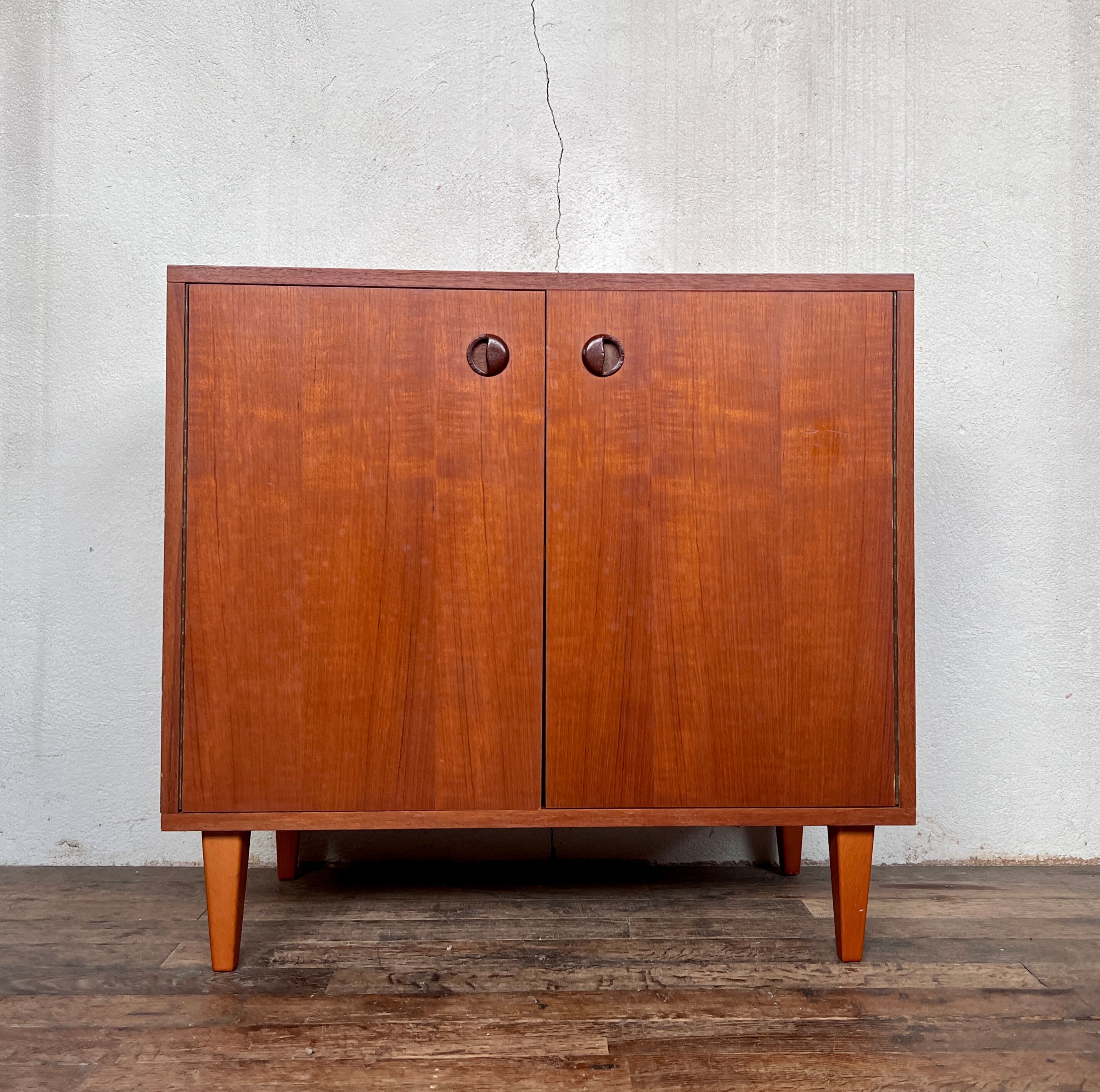Buffet scandinave en teck 1960