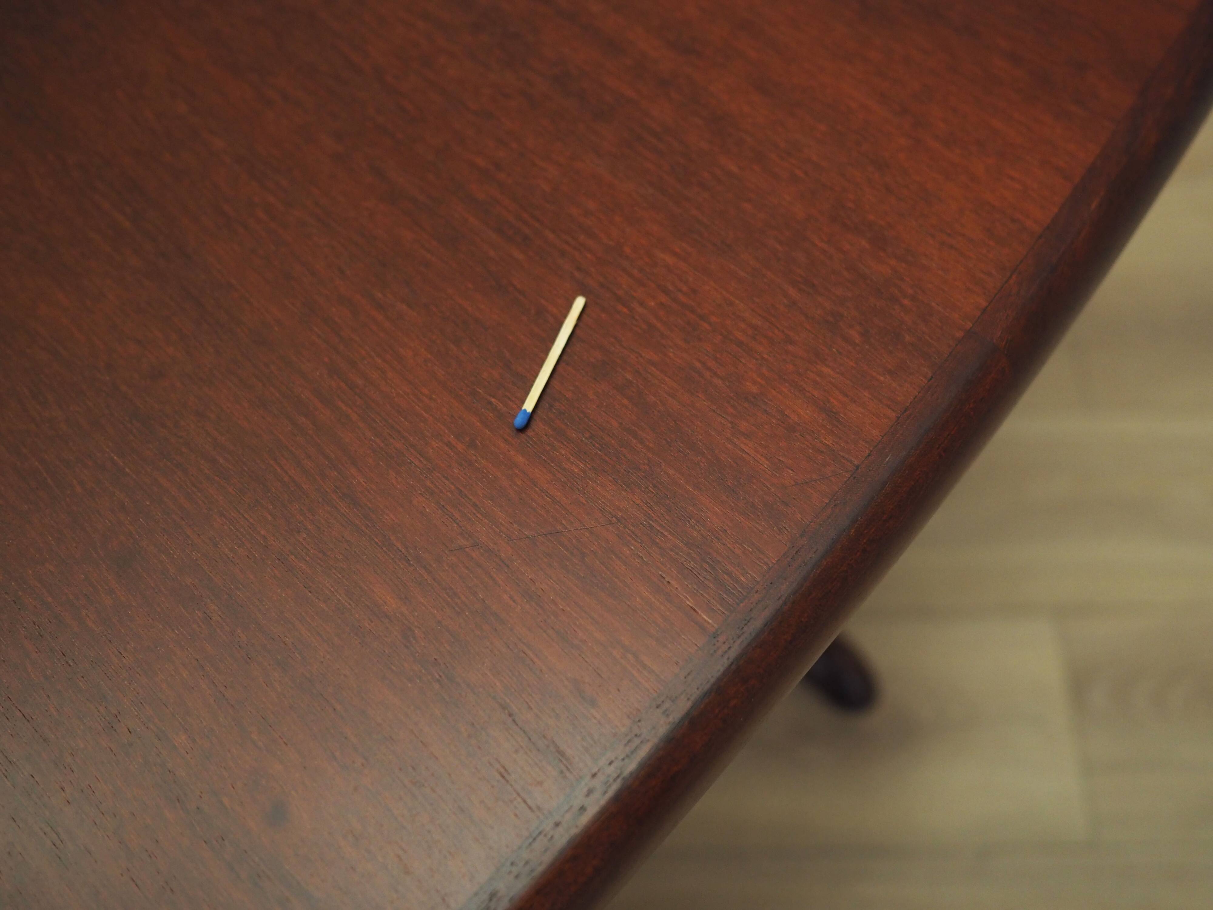 Mahogany table, Danish design, 90s, manufacturer: Skovby