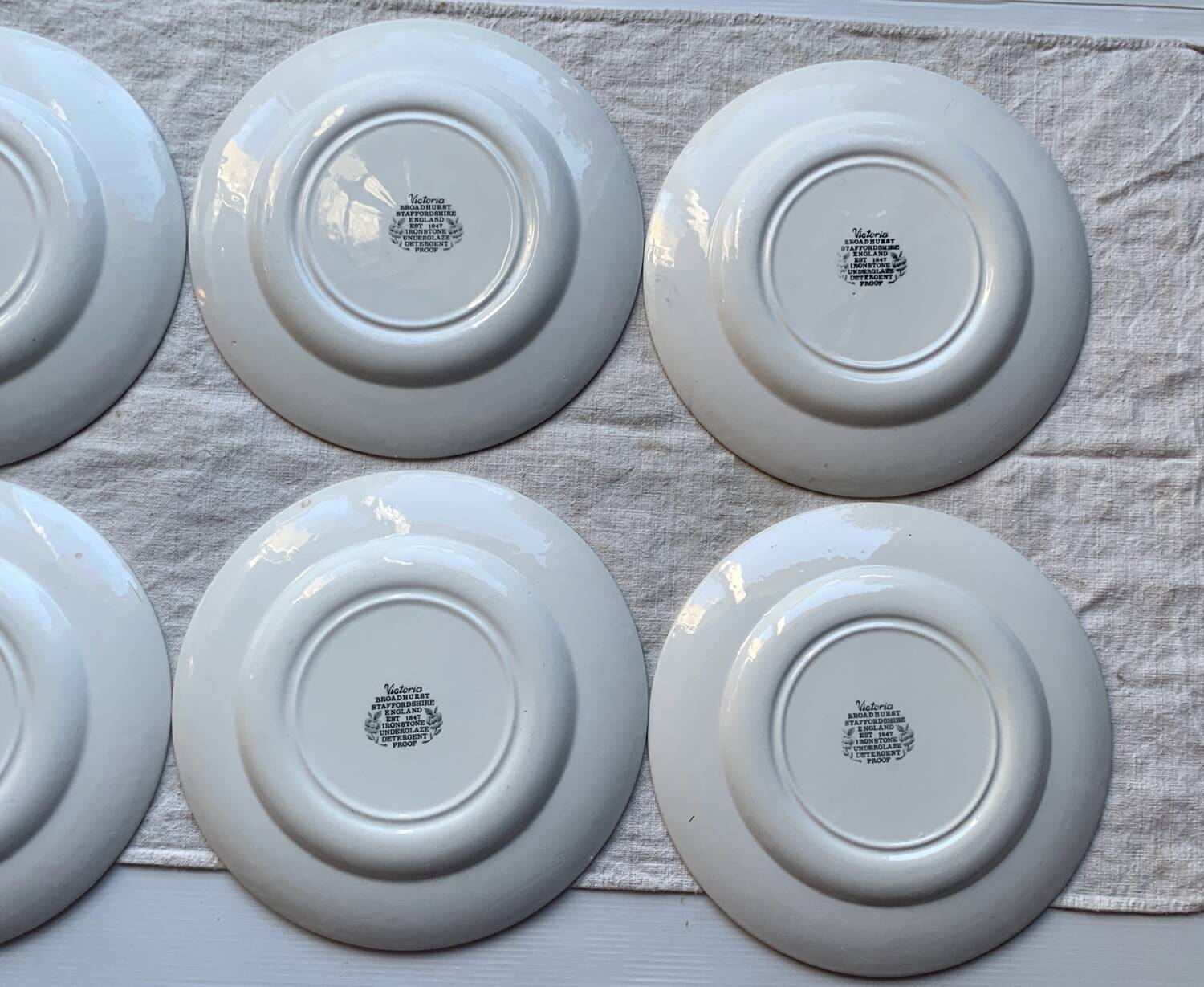 6 English flat plates Staffordshire Victoria