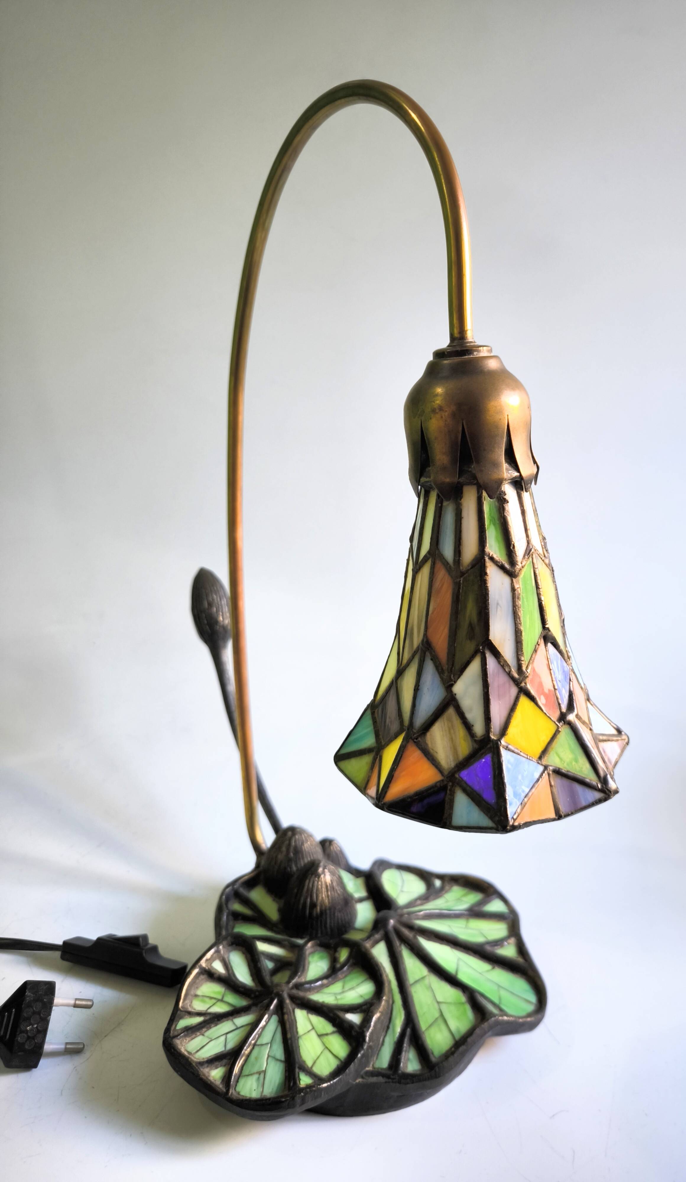 Art Nouveau Table Lamp Tiffany Style "Lotus Flower"