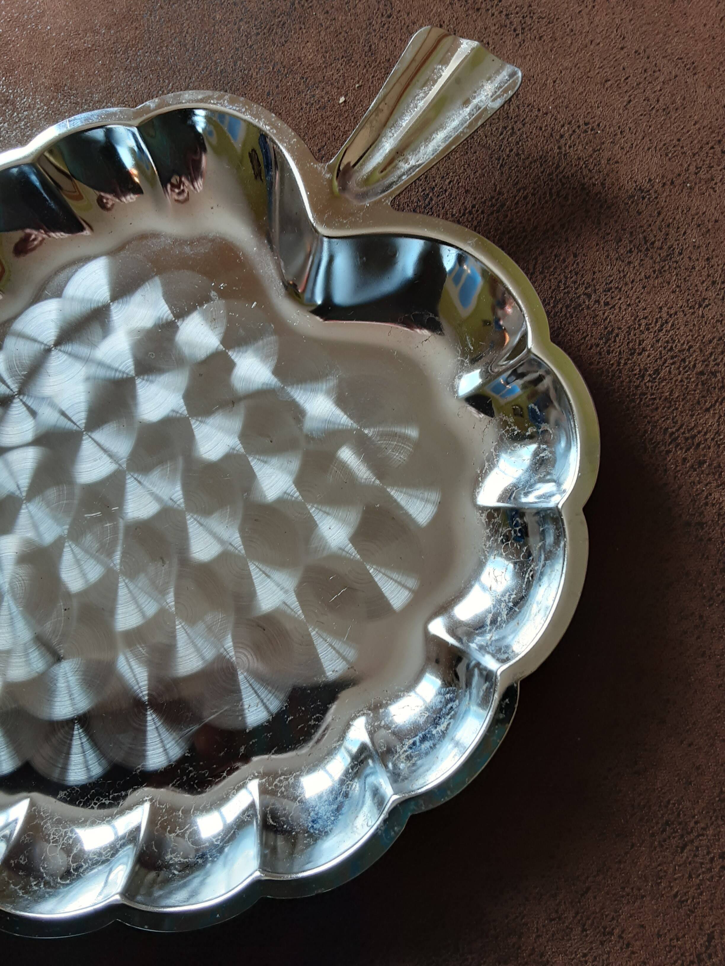 Set of 2 small original stainless steel dishes