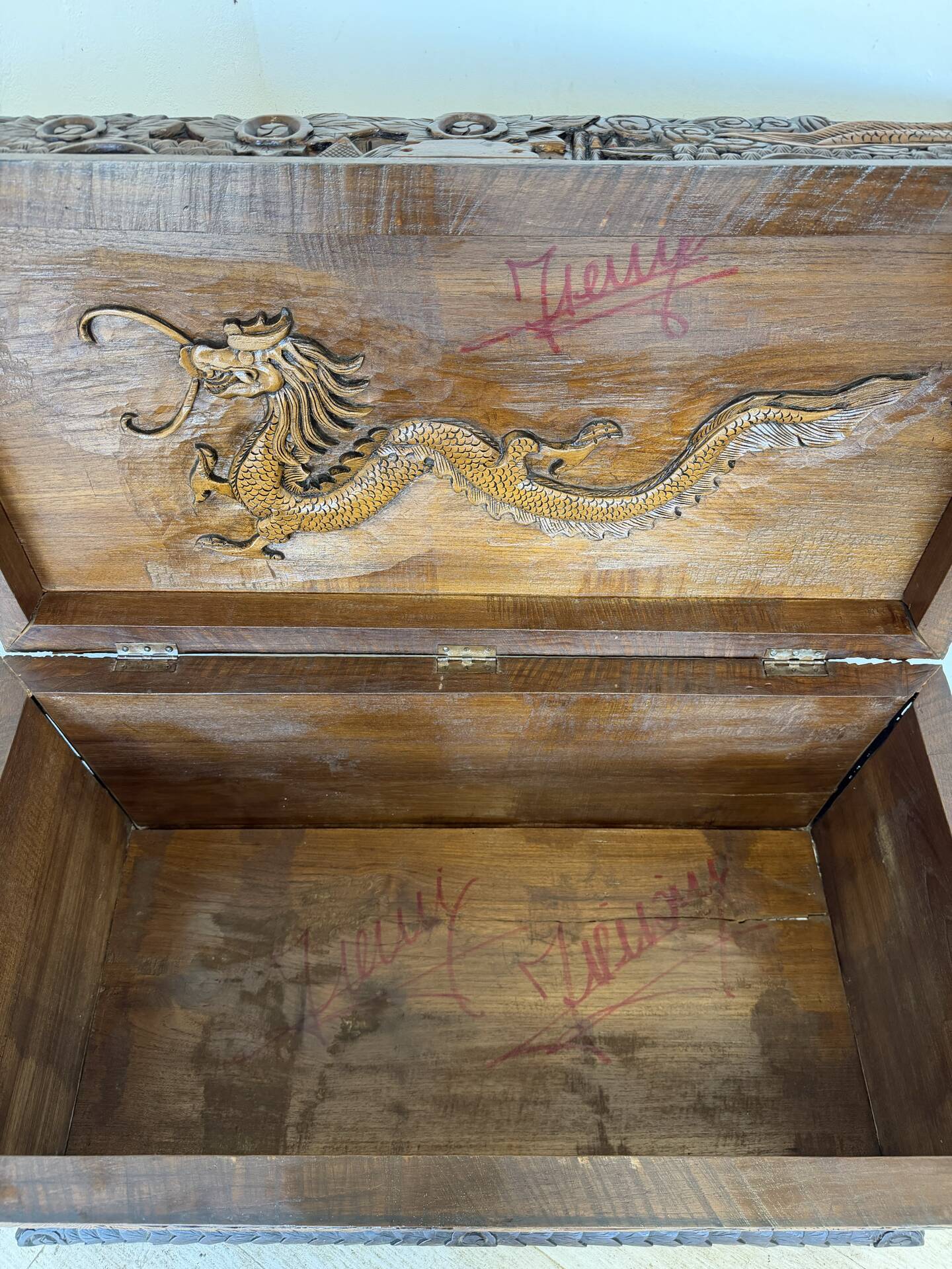 Antique Chinese Carved Export Chest – Dragon, Phoenix & Landscape Deco