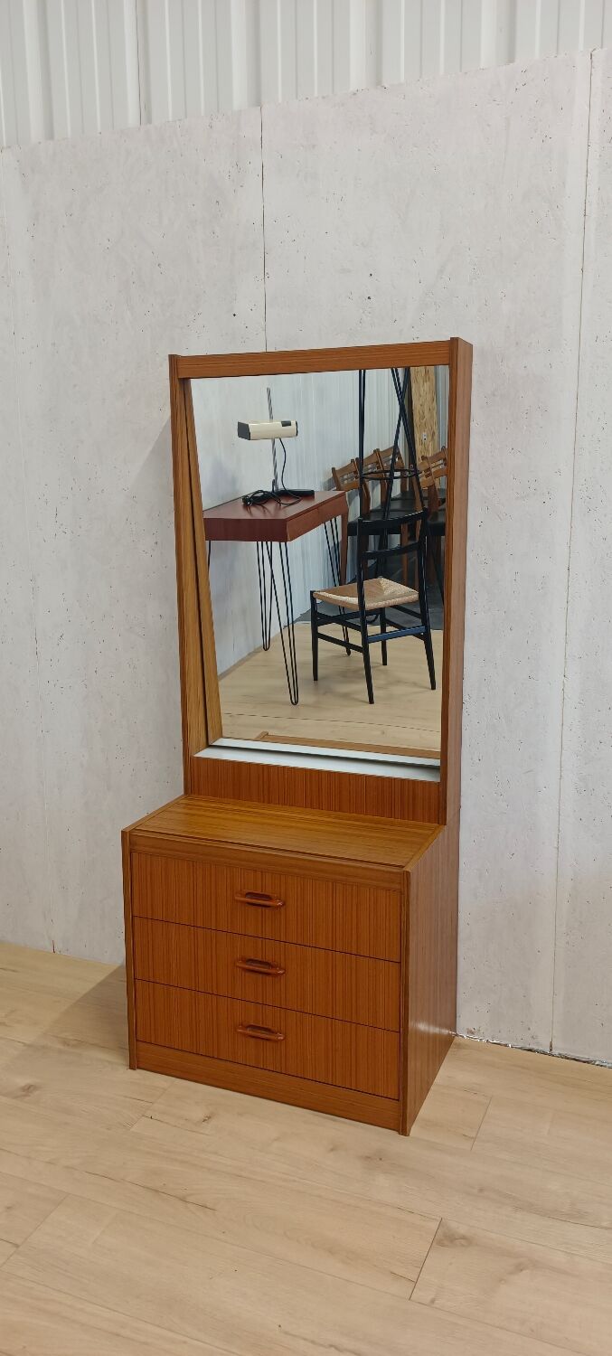 Hairdresser, chest of drawers, 1960