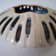 Vase ajouré en céramique vintage