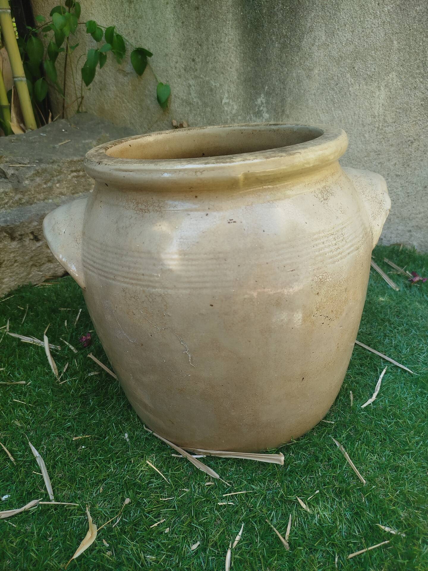 Ancienne poterie, pot à graisse