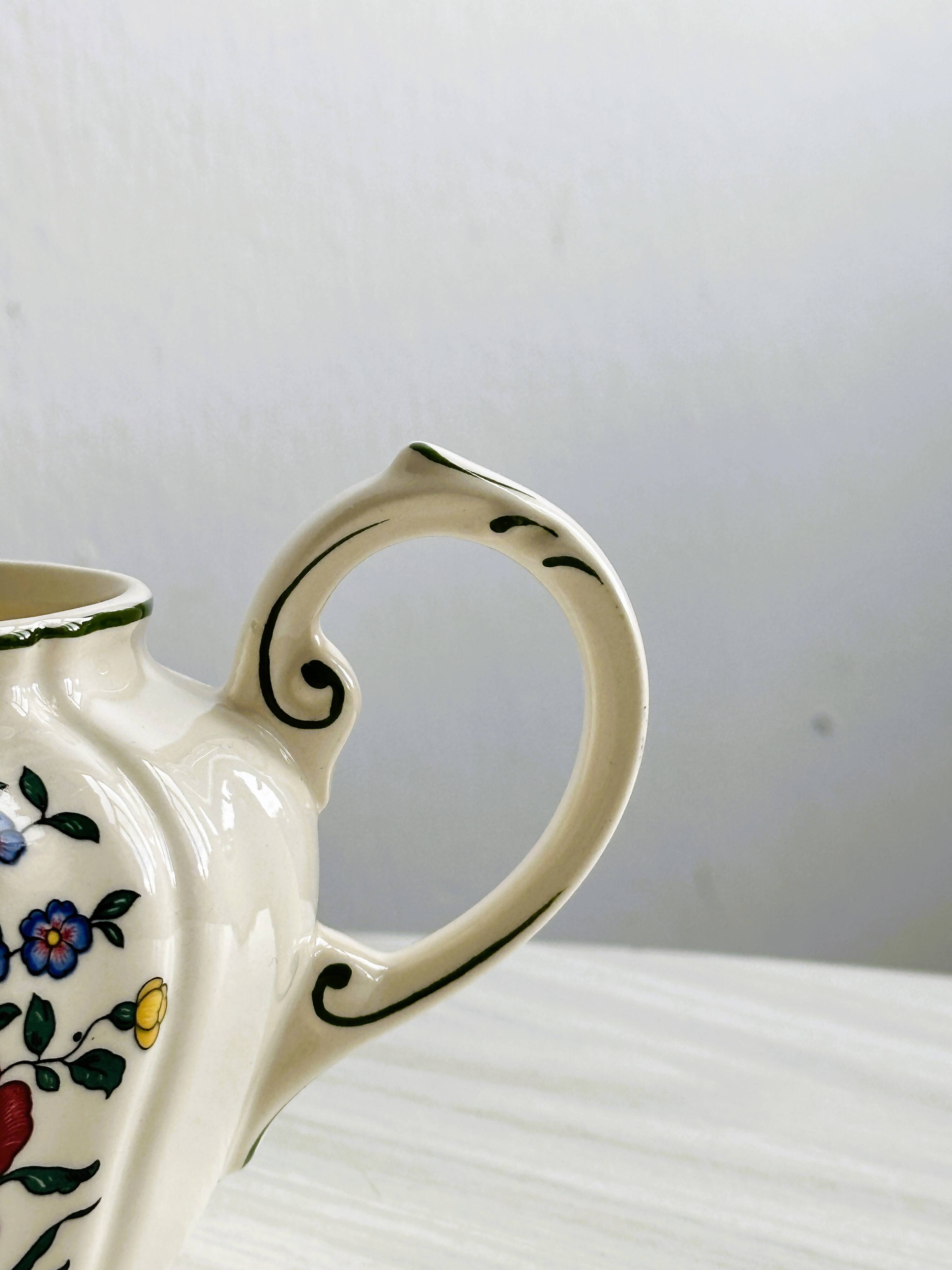 Villeroy & Boch Alt Strasbourg milk jug - gravy boat.