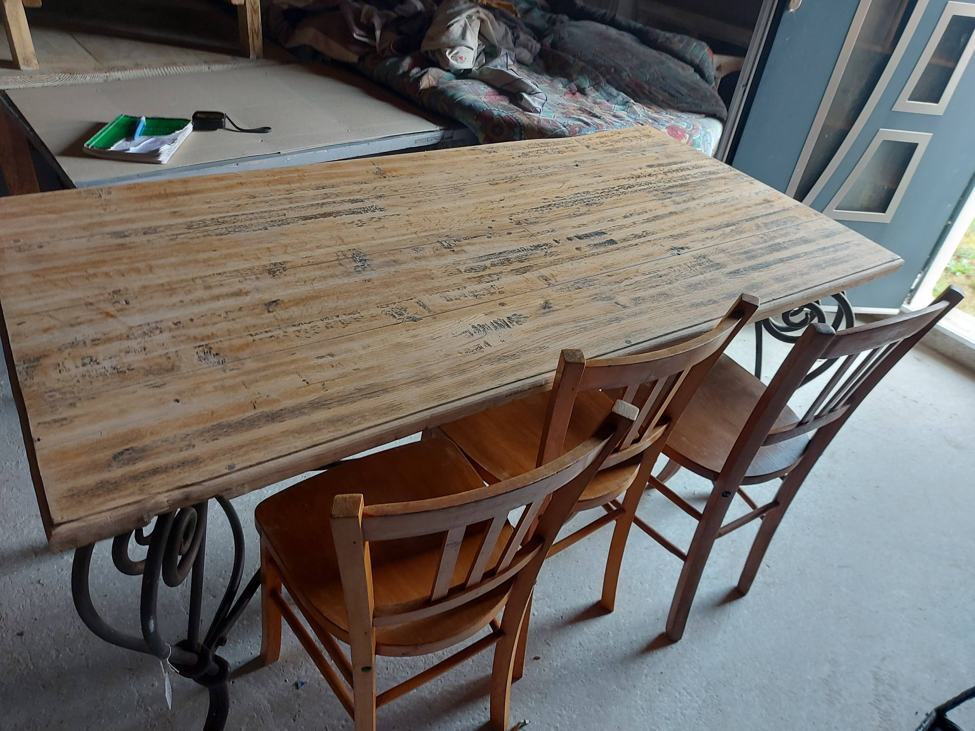Table bois et fer forgé
