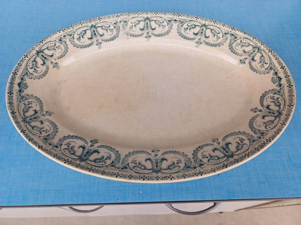 Oval ironstone plate from around 1900.