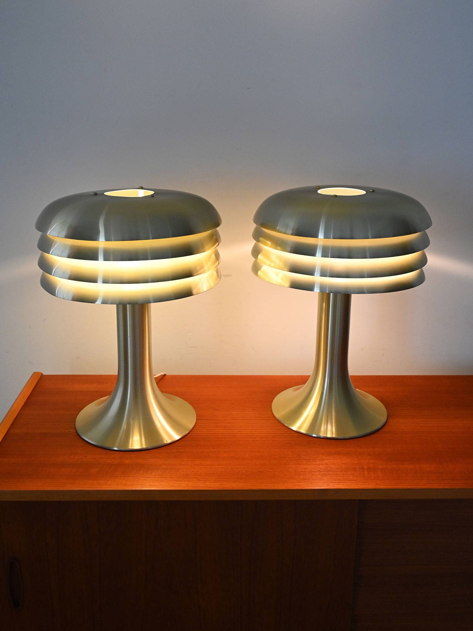 Pair of Hans-Agne Jakobsson BN-26 table lamps
