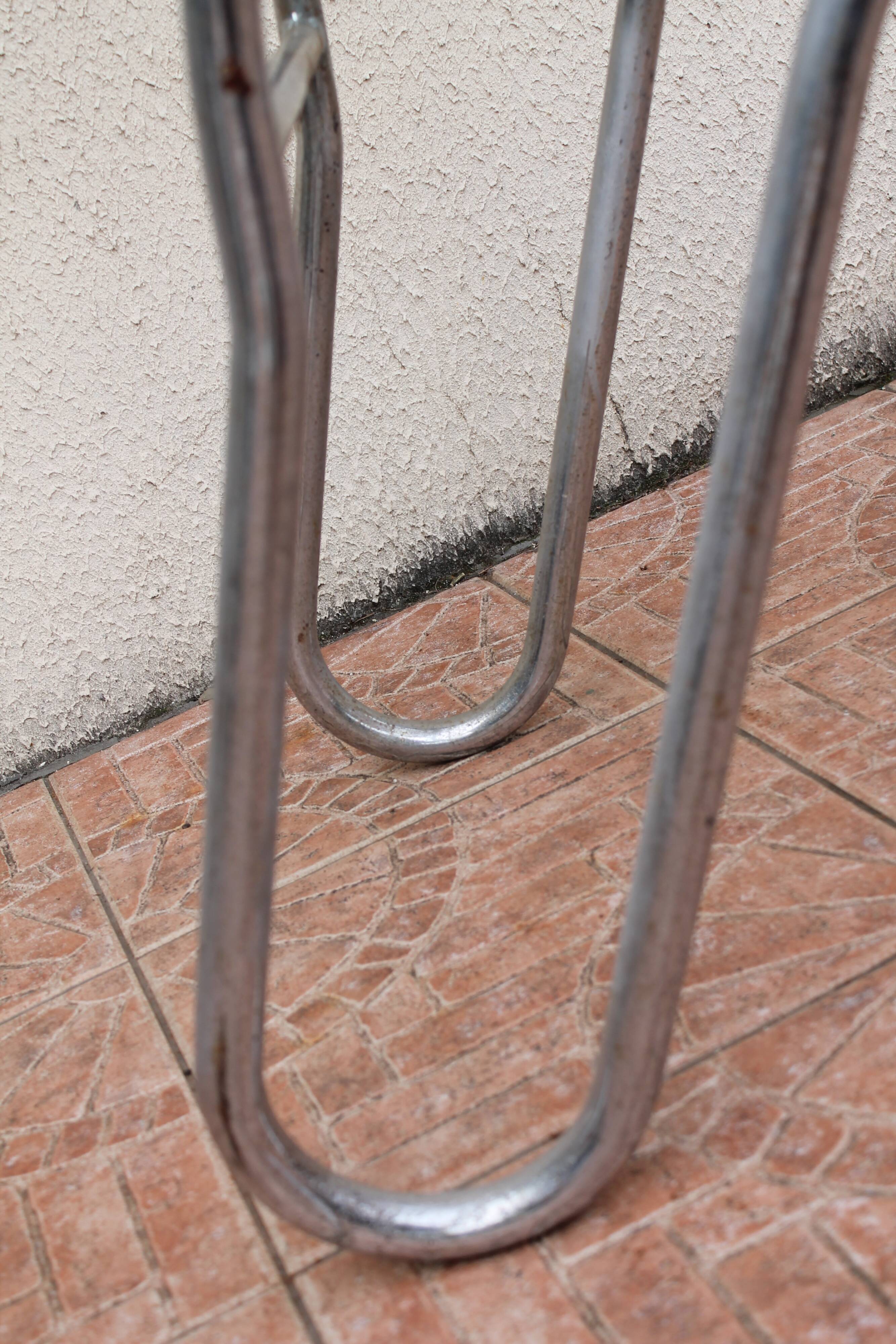 Reclining scoubidou chair