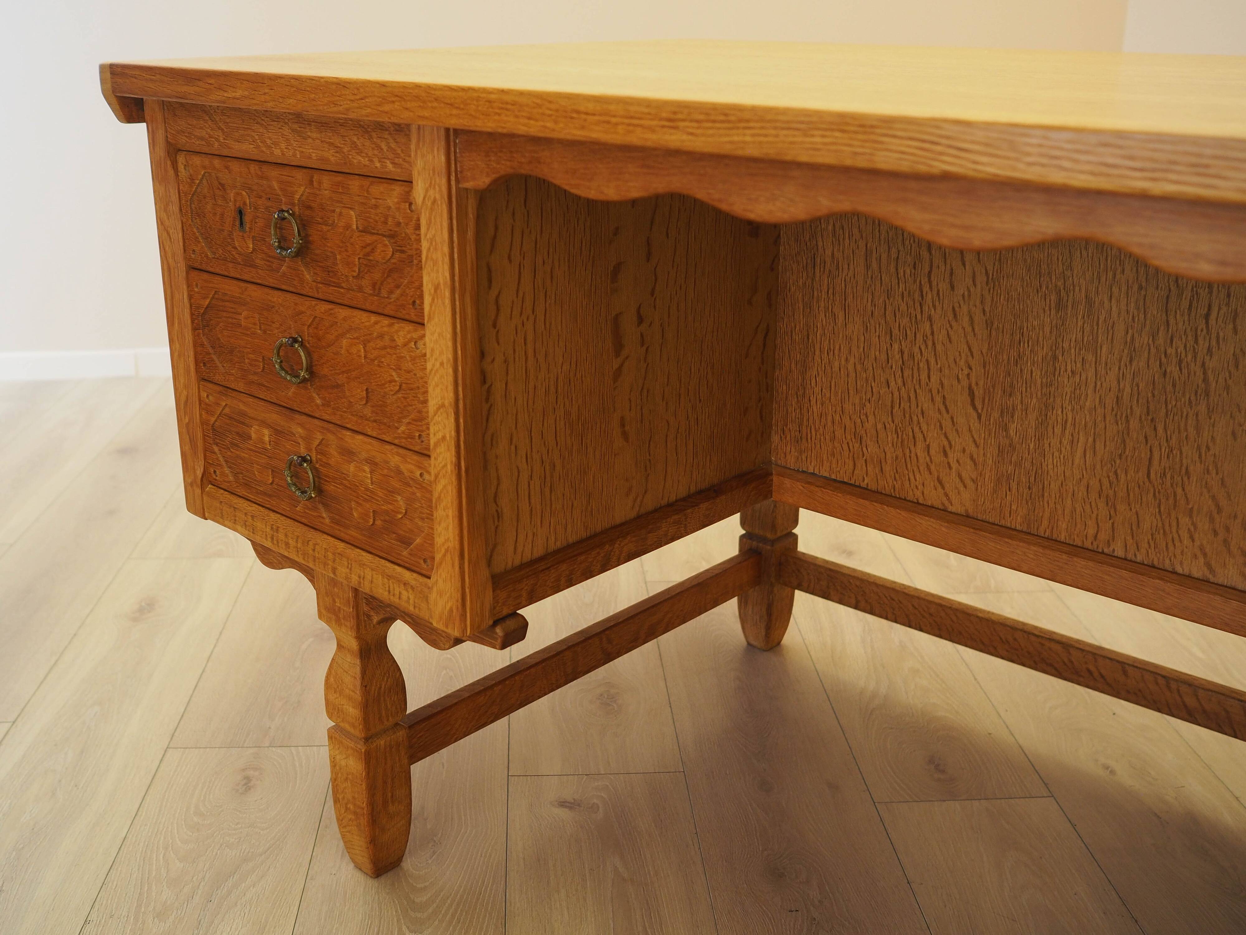 Oak desk, Danish design, 1960s, designer: Henning Kjærnulf